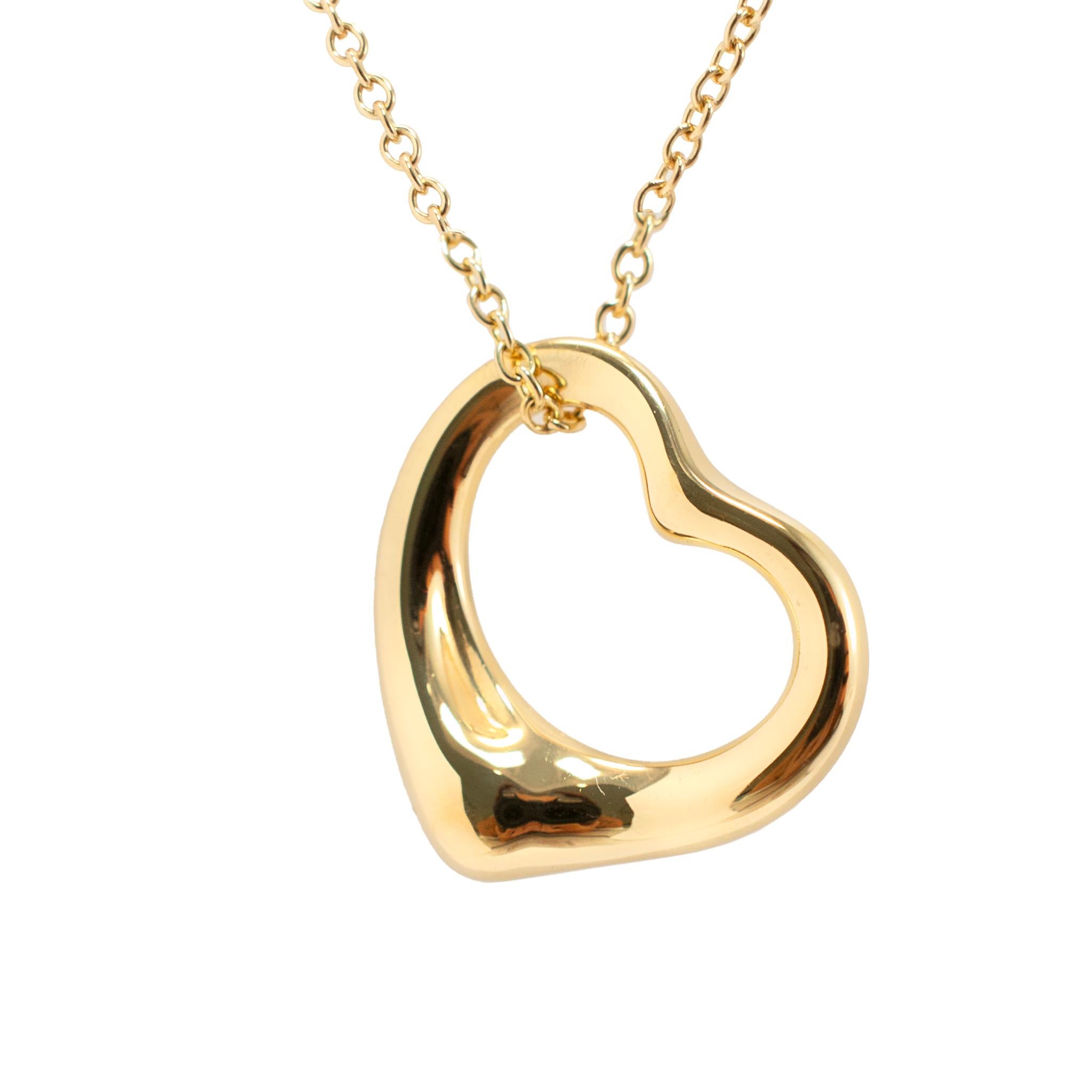 Brand: Tiffany & Co.

Gender: Ladies

Metal Type: 18K Yellow Gold

Length:  16.00 inches

Width:  16.00 mm

Weight: 4.18 grams

Lady's TIFFANY & CO. 18K yellow gold, necklace.  Engraved with 