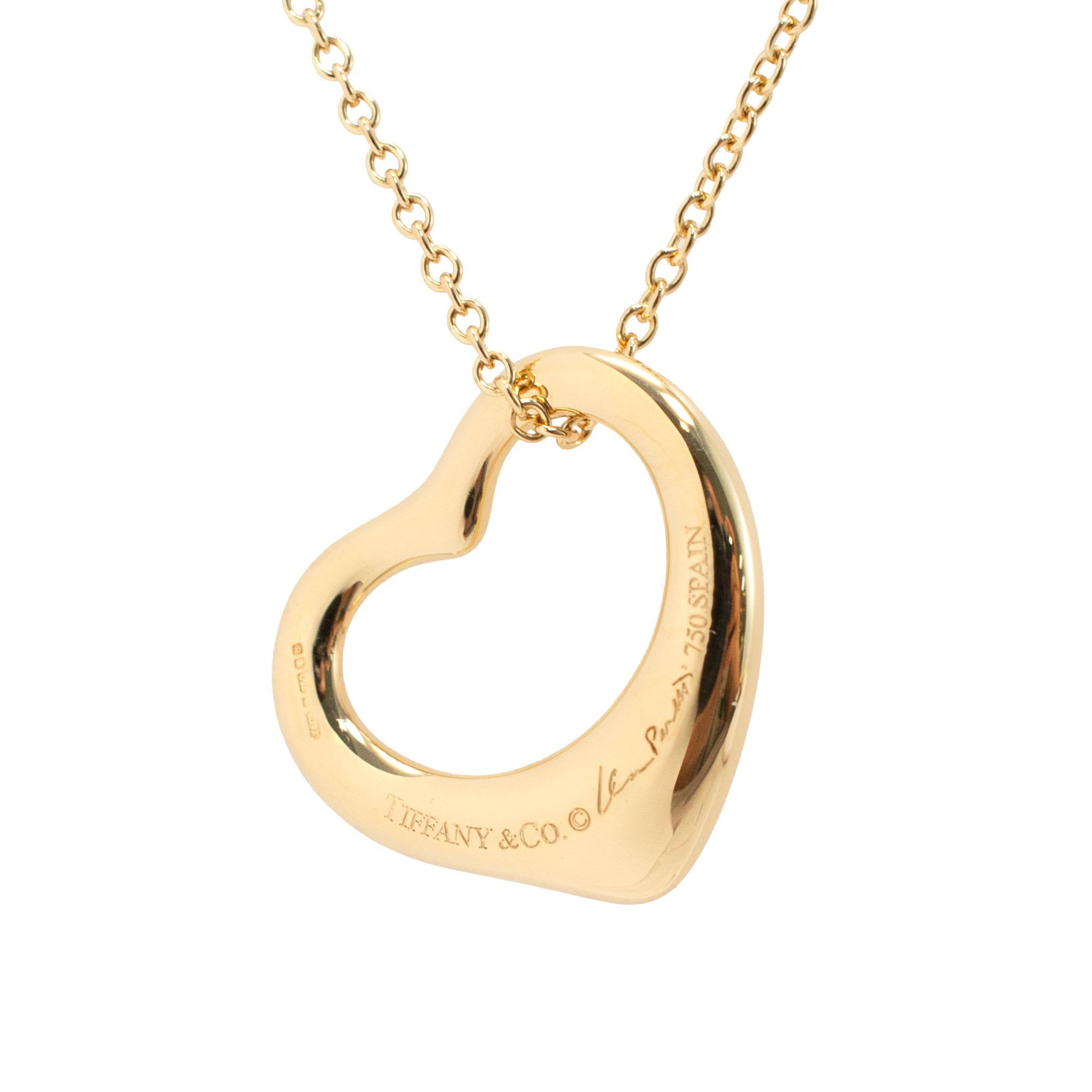 Tiffany & Co. Elsa Peretti 18K Yellow Gold 16MM Open Heart Pendant Necklace In Excellent Condition For Sale In Houston, TX