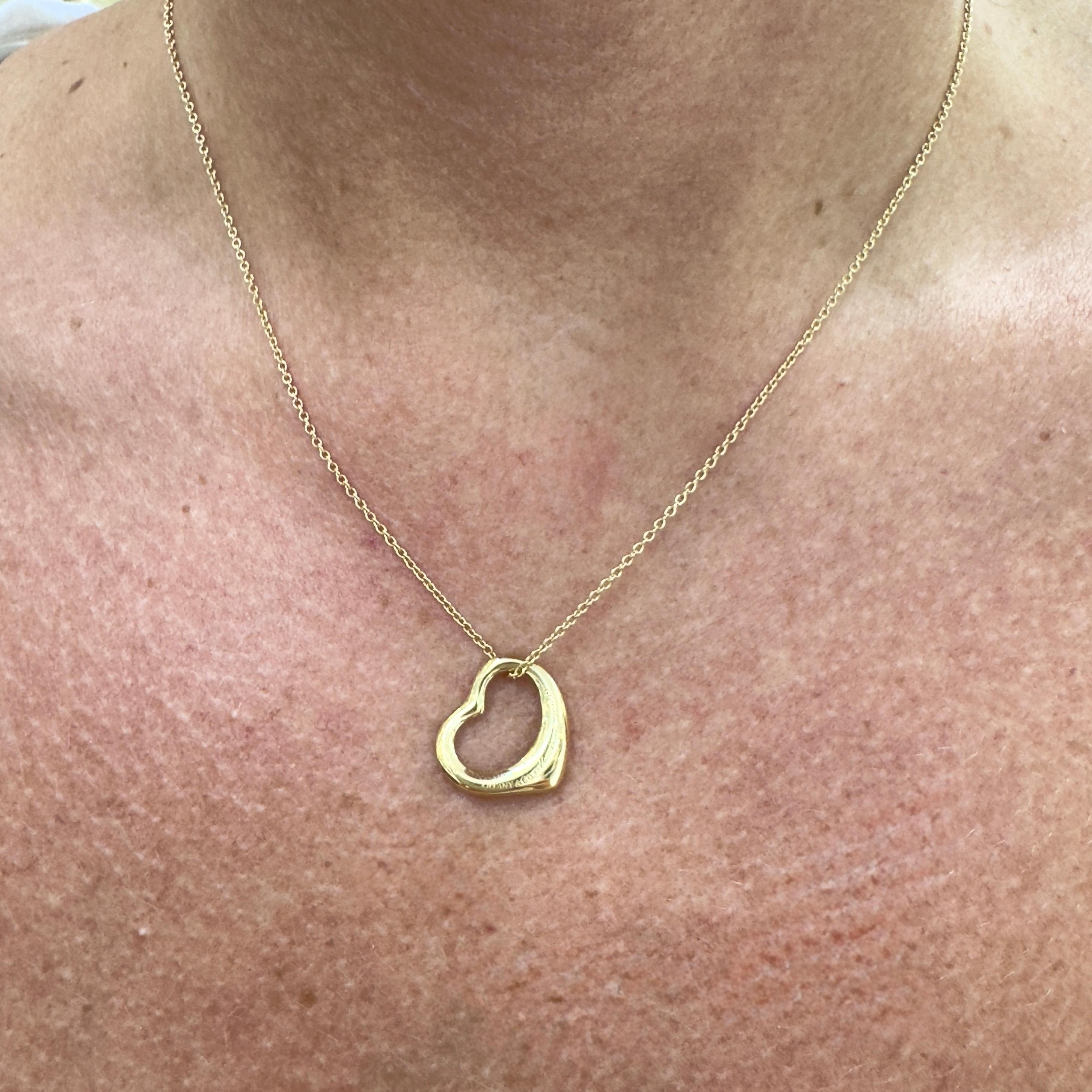 Tiffany & Co. Elsa Peretti 18K Yellow Gold 16MM Open Heart Pendant Necklace For Sale 5