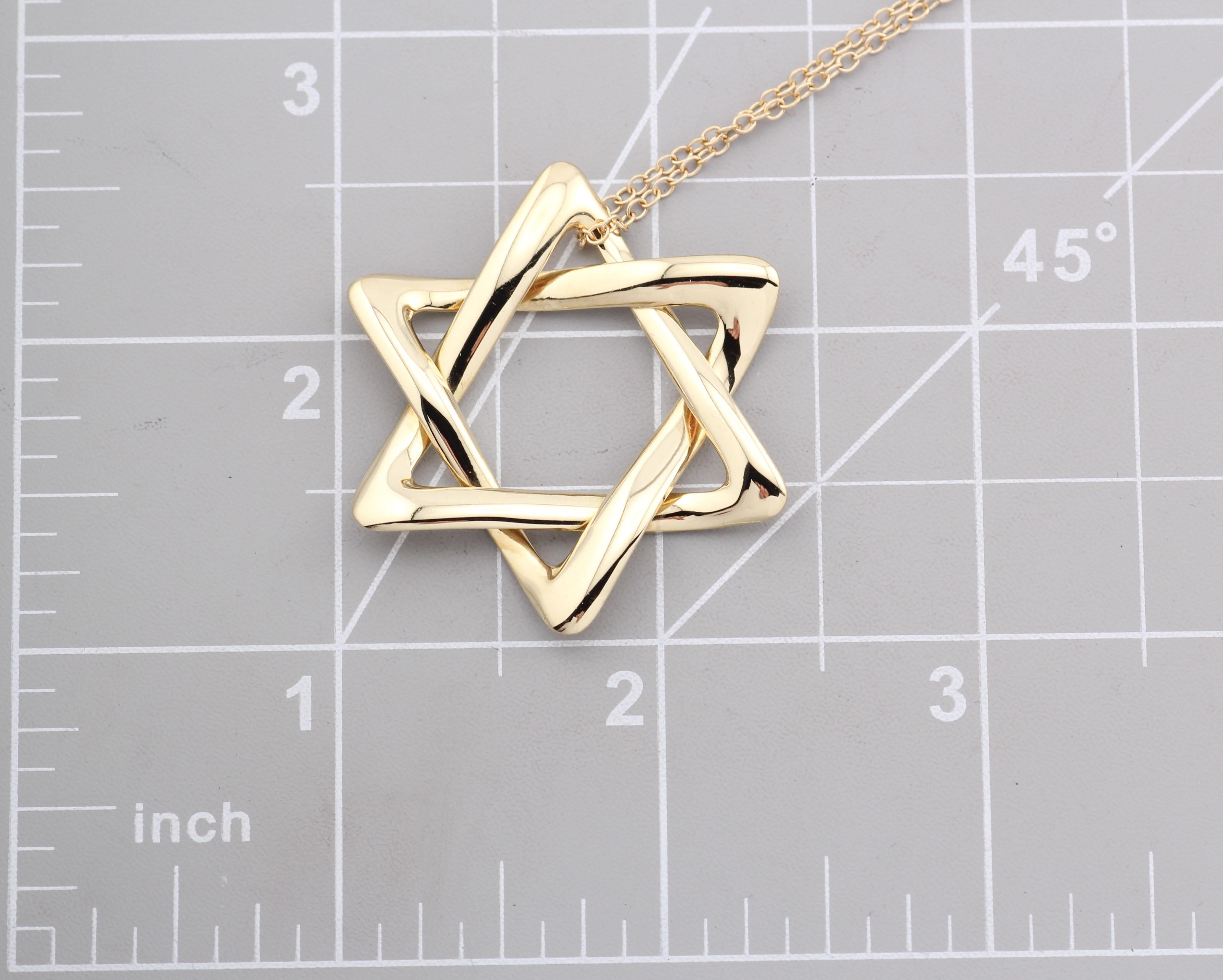 Tiffany & Co. Elsa Peretti, collana con ciondolo a forma di stella di David da 40 mm in oro giallo 18 carati in vendita 2