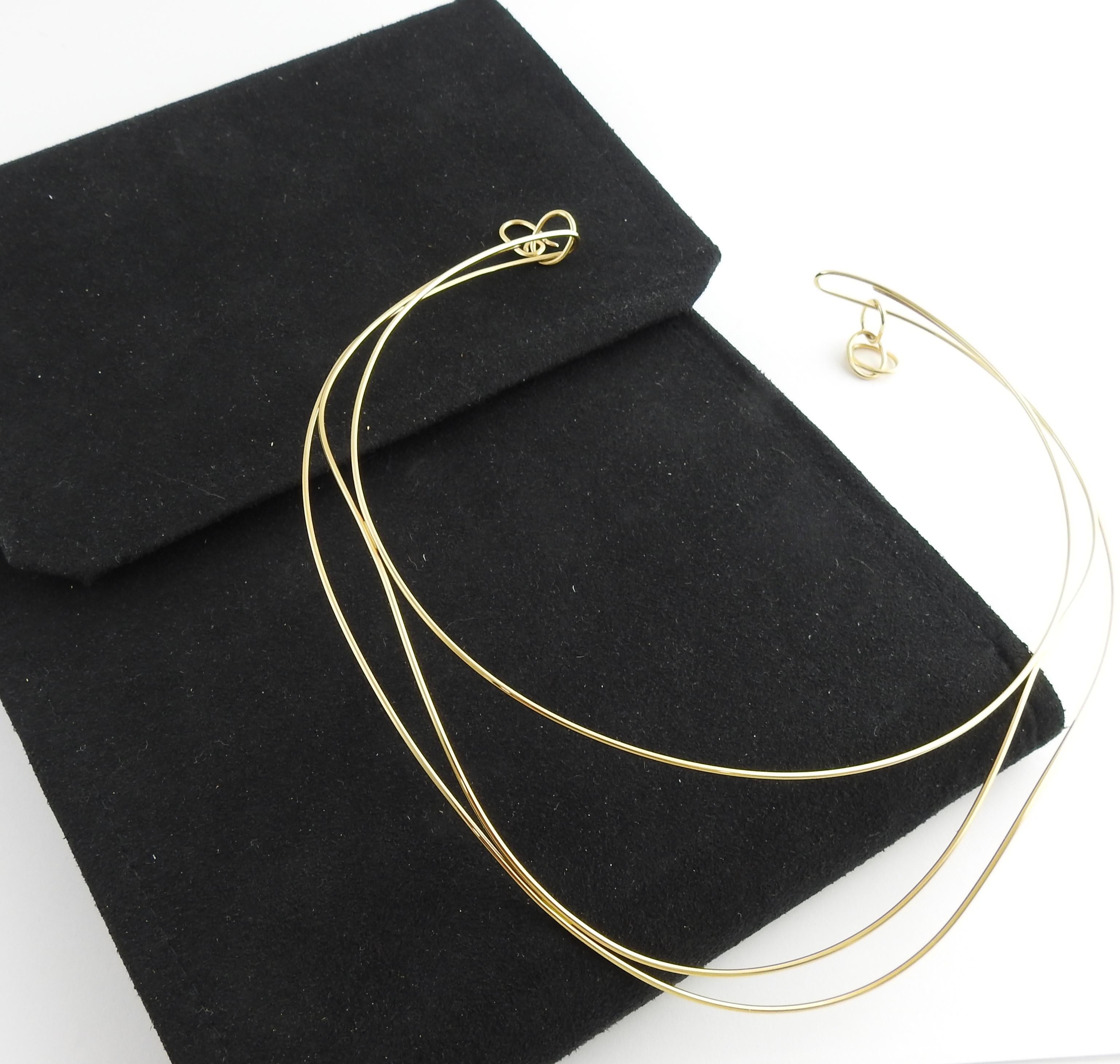 Tiffany & Co. Elsa Peretti 18 Karat Yellow Gold Abstract Wire Choker Necklace 2