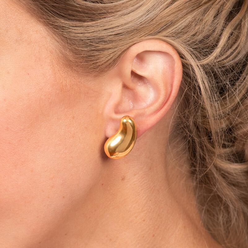 Tiffany & Co. Elsa Peretti 18k Yellow Gold Bean Earrings In Good Condition In Houston, TX