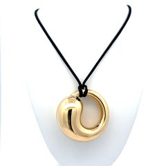 Tiffany & Co. Elsa Peretti 18k Yellow Gold Extra Large XL Eternal Circle Pendant