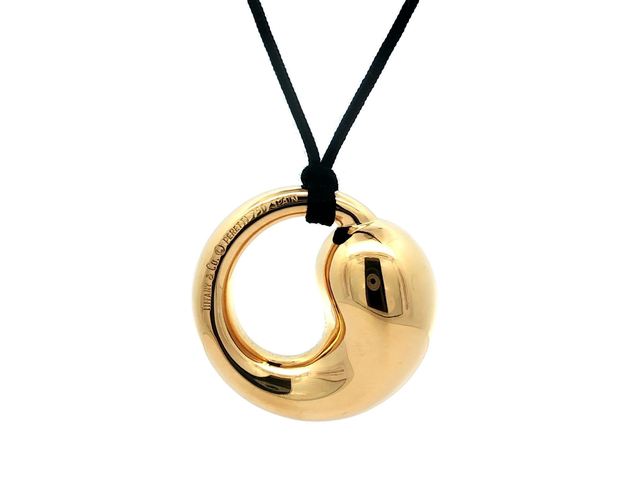 Tiffany & Co. Ciondolo a forma di cerchio eterno Elsa Peretti in oro giallo 18k Extra Large XL in vendita 1