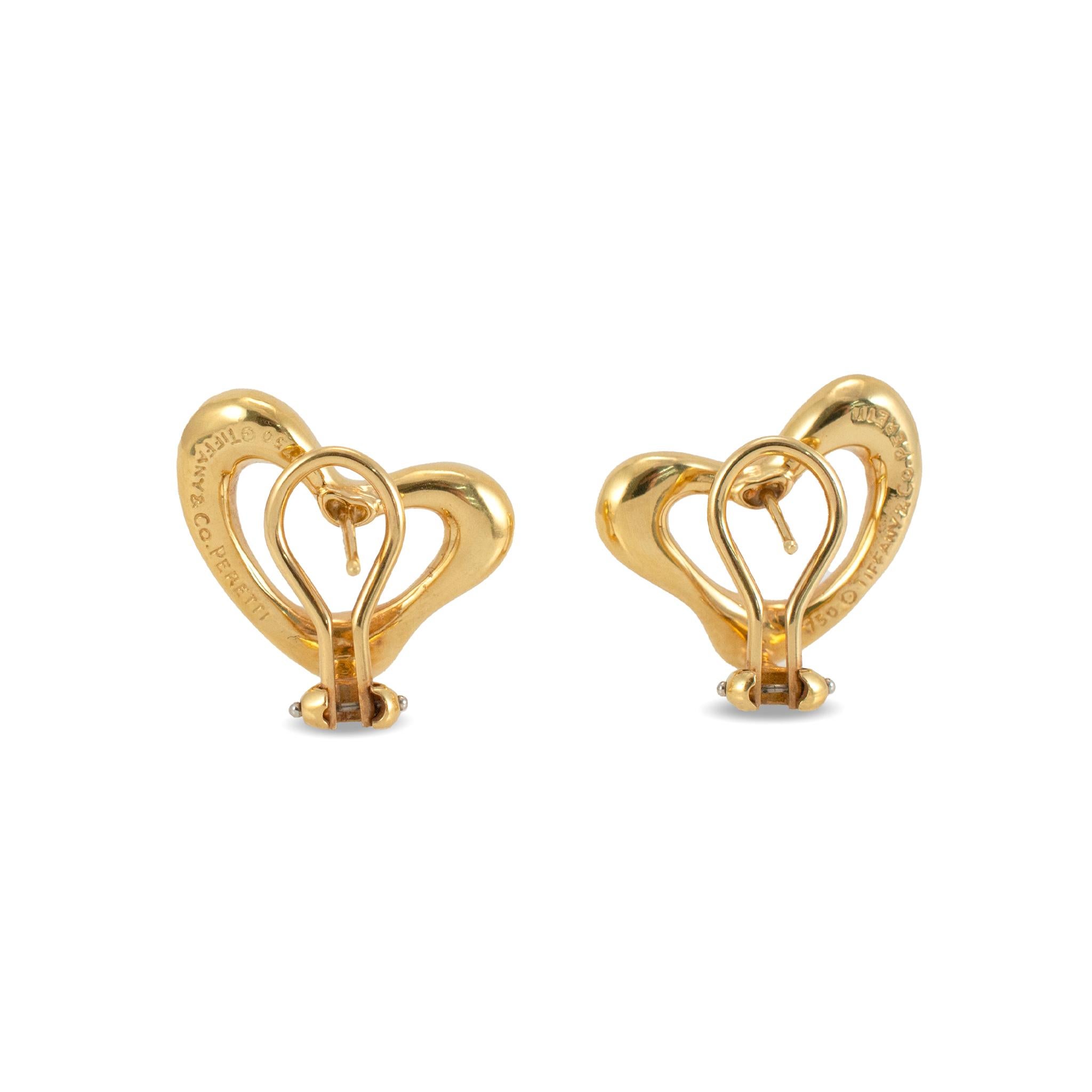 Tiffany & Co. Boucles d'oreilles à pince en or jaune 18K avec grand cœur ouvert Elsa Peretti en vente 1