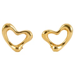 Tiffany & Co. Orecchini a clip a cuore aperto grande in oro giallo 18 carati di Elsa Peretti