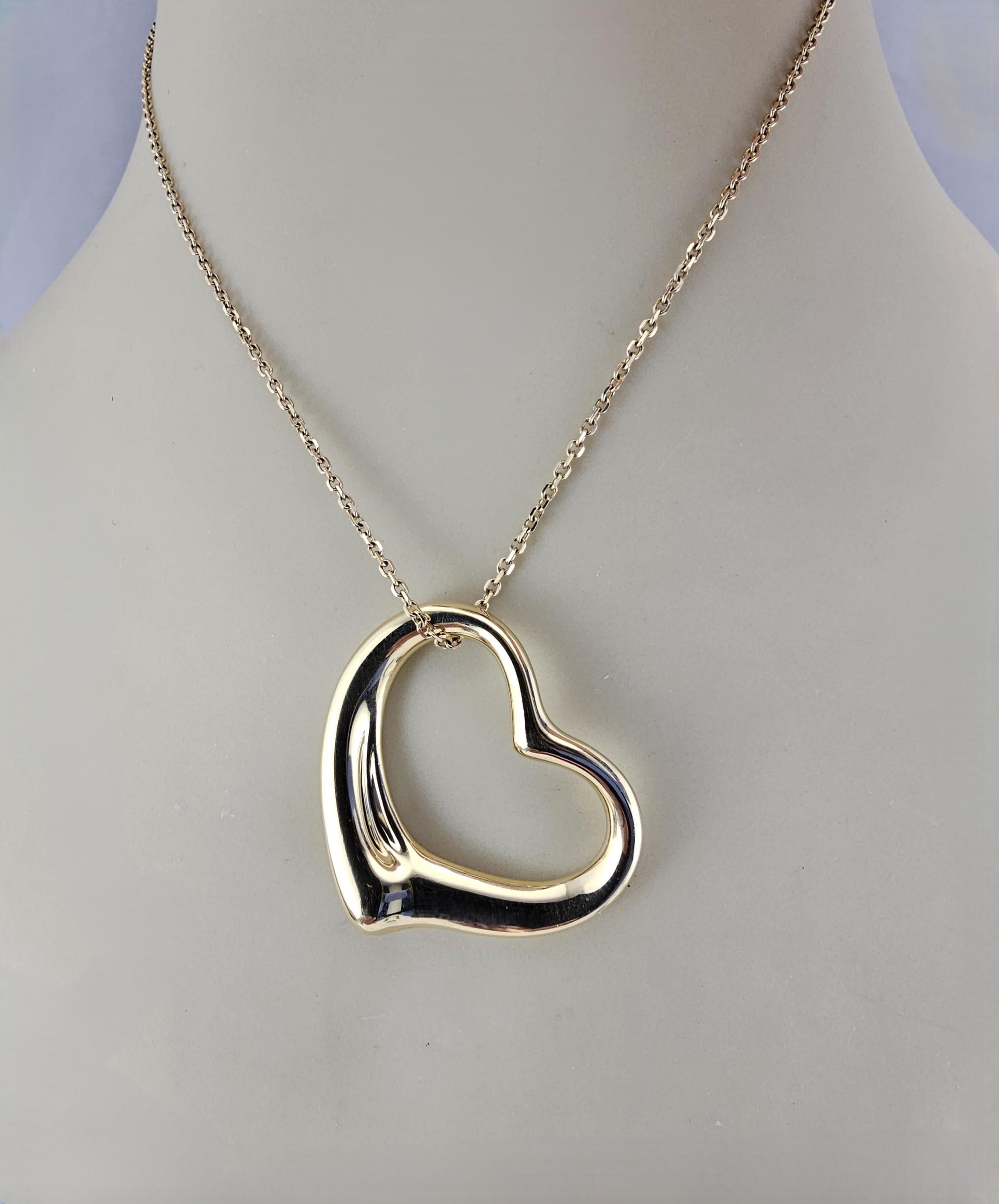 Tiffany & Co. Elsa Peretti 18K Gelbgold große offene Herz-Anhänger #23663 im Angebot 2