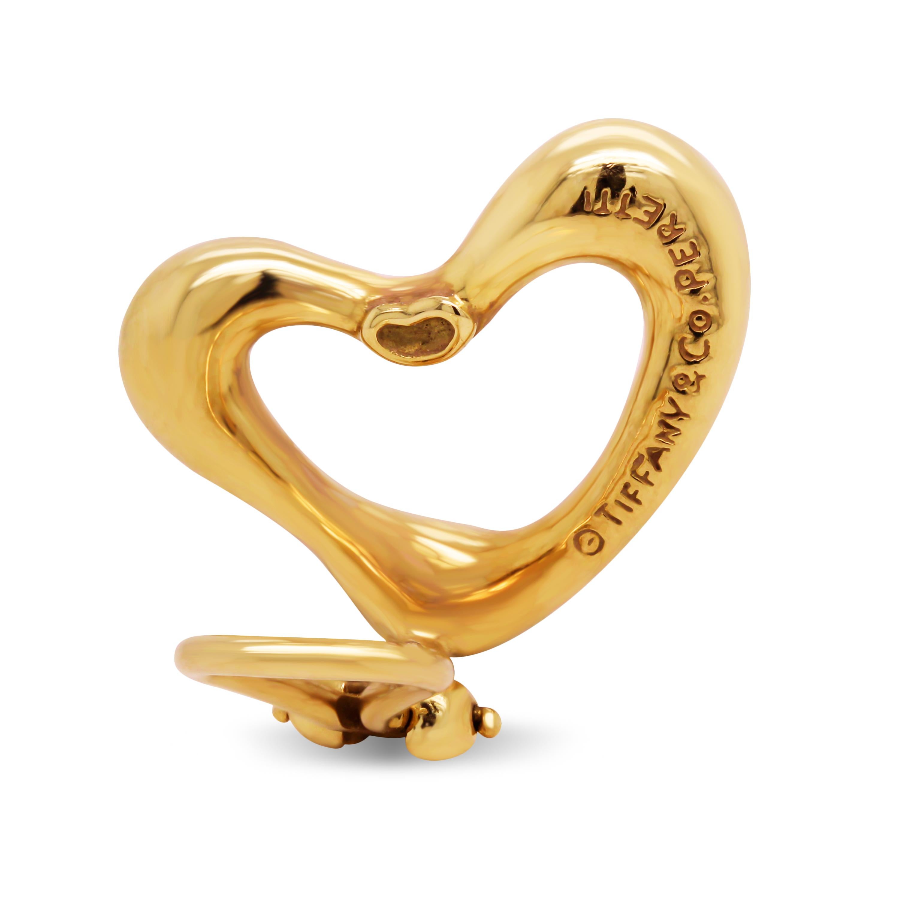 Tiffany & Co. Elsa Peretti: 18 Karat Gelbgold Ohrclips mit offenem Herz (Moderne) im Angebot