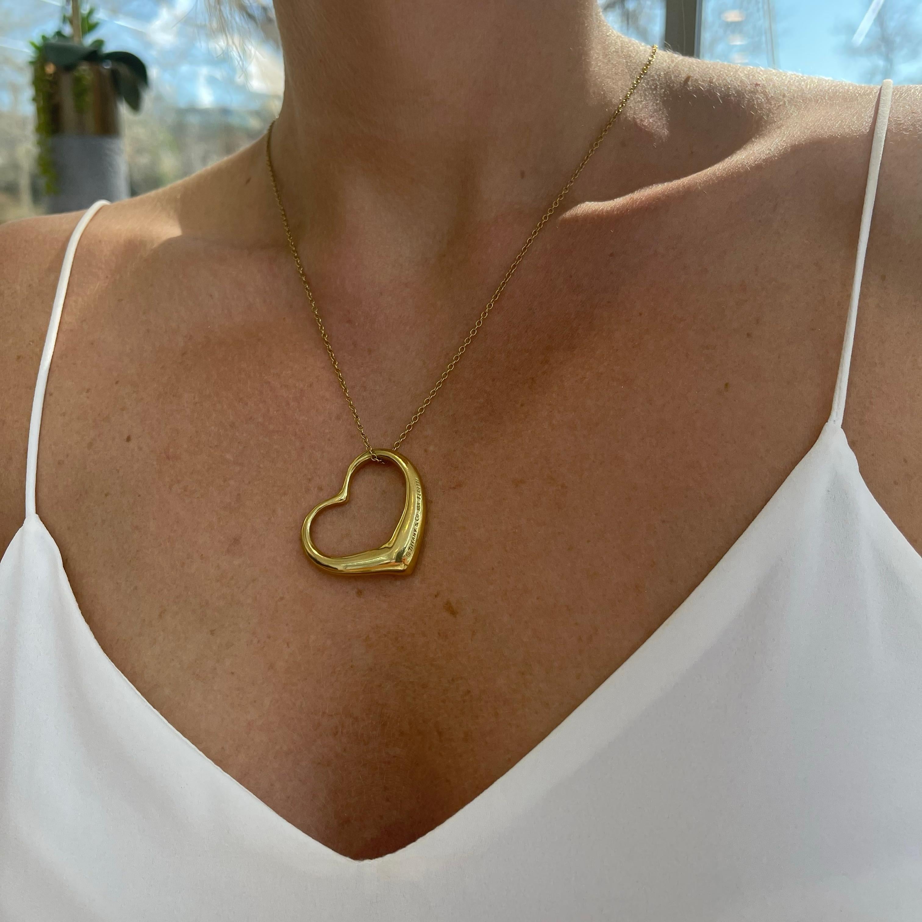 Tiffany & Co. Elsa Peretti 18k Yellow Gold Open Heart Pendant Necklace In Excellent Condition In Houston, TX