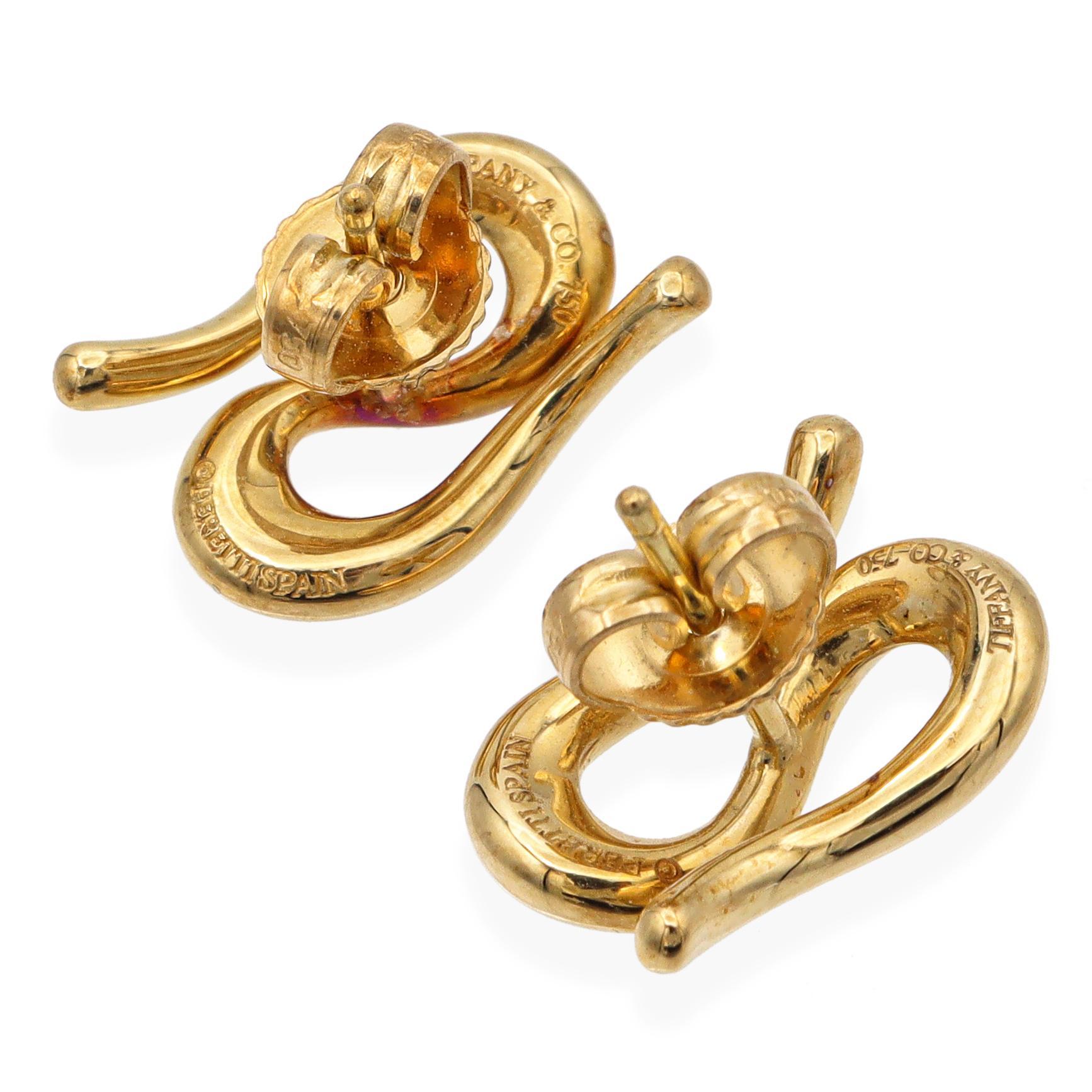 Women's Tiffany & Co. Elsa Peretti 18K Yellow Gold Open Wave Stud Earrings For Sale