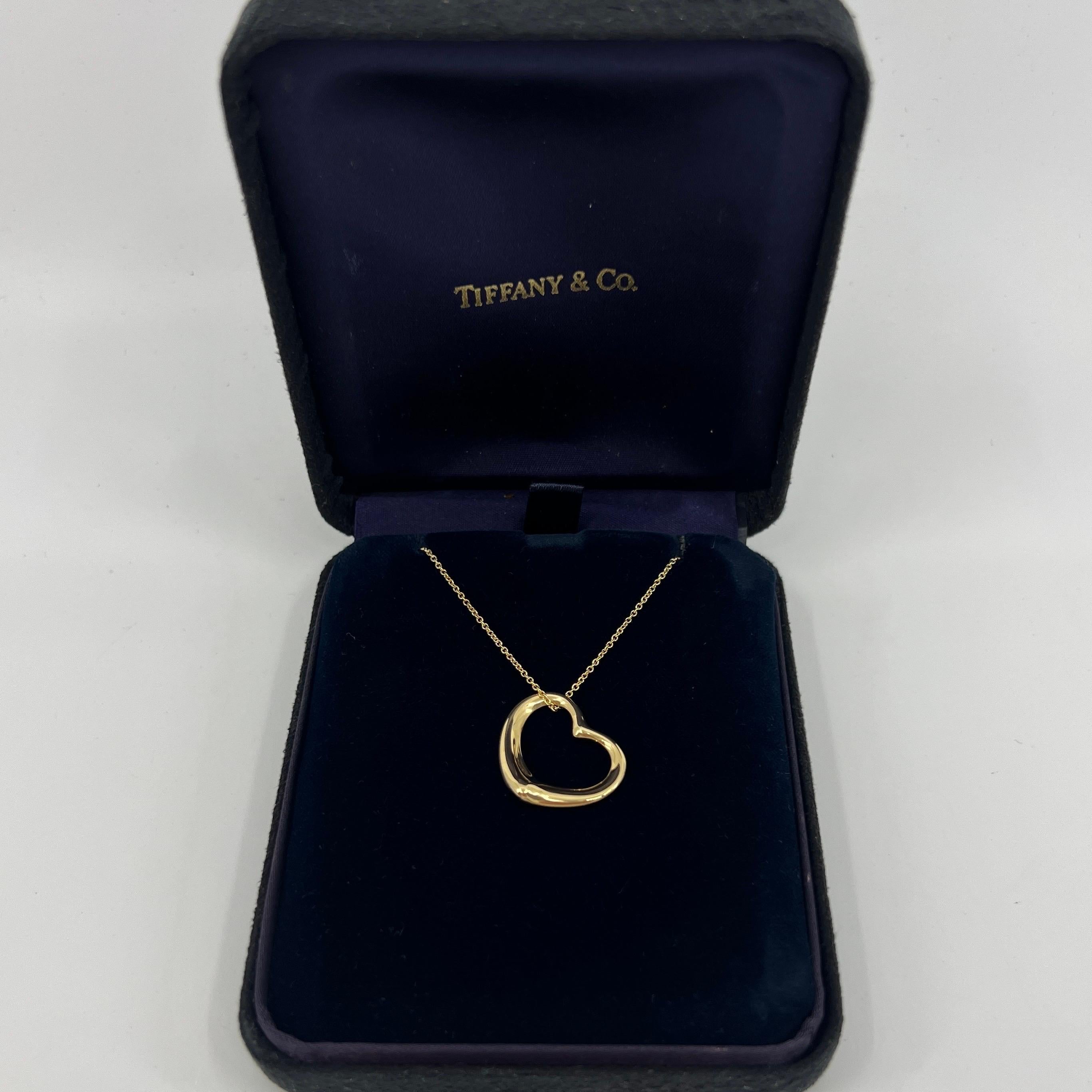 Tiffany & Co. Elsa Peretti 22mm Large Open Heart 18k Gold Pendant Necklace en vente 3