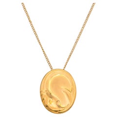 Tiffany & Co. Collana con ciondolo ovale in oro giallo 24k di Elsa Peretti