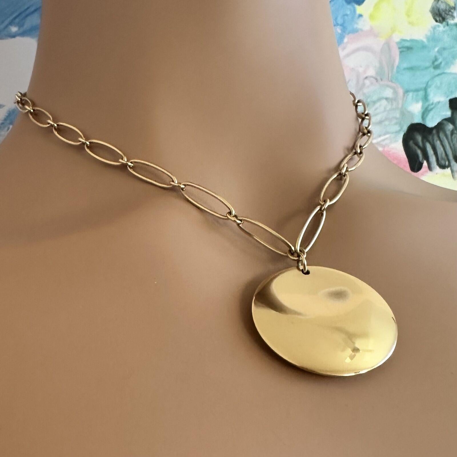 TIFFANY & CO Elsa Peretti 30mm Round Disc Yellow Gold Pendant Necklace In Excellent Condition For Sale In Holland, PA