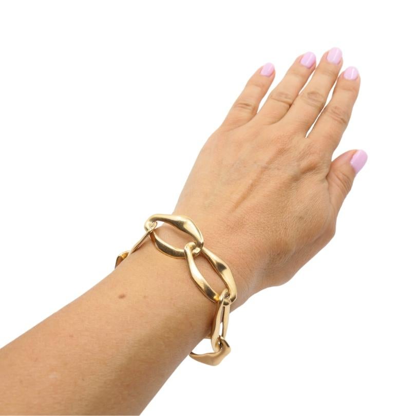 DISEÑADORA: Elsa Peretti for Tiffany & Co.
circa: década de 1990
MATERIALES: 18k  Oro
PESO: 60 gramos
MEDIDAS: 7 1/2