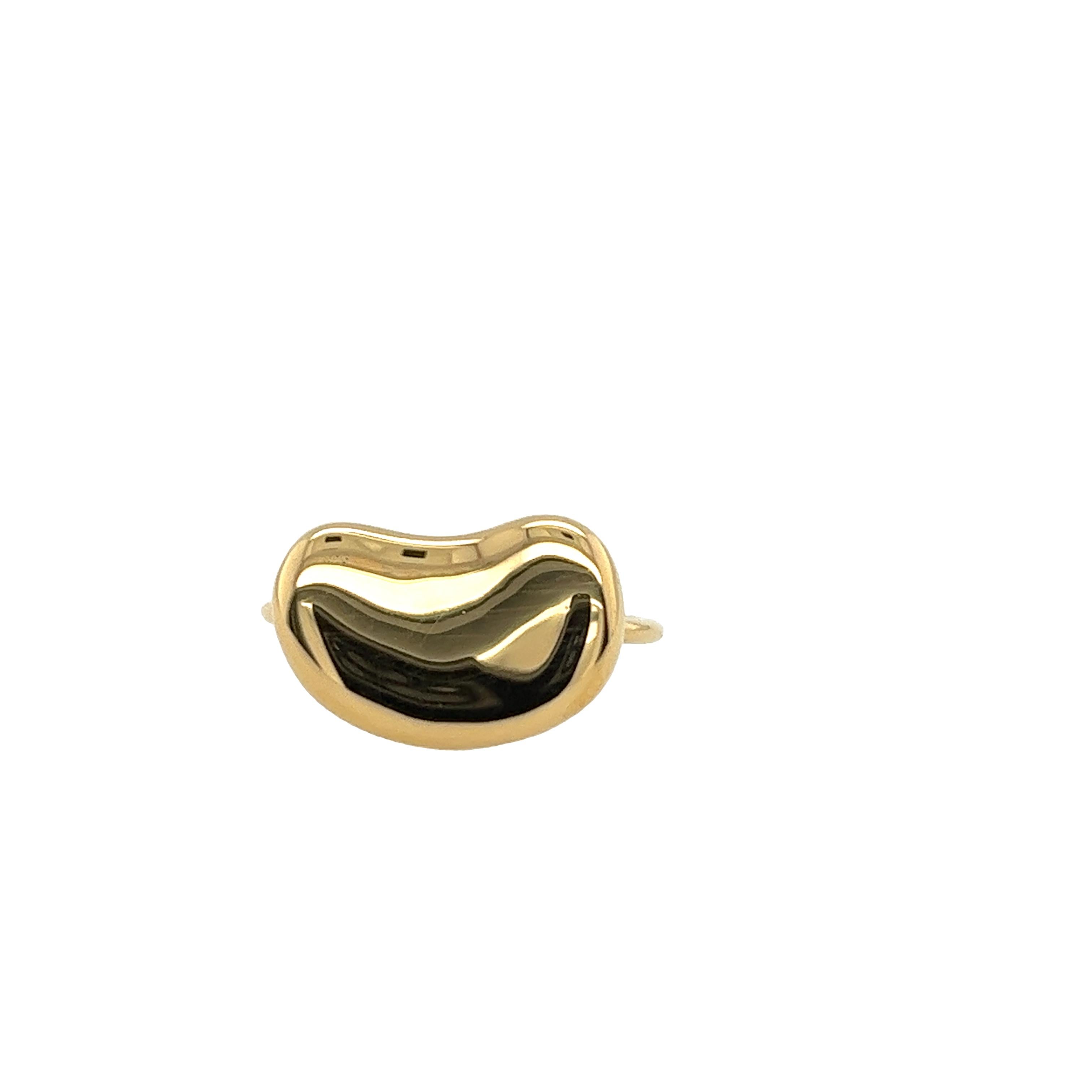 Women's Tiffany & Co. Elsa Peretti Bean Design Wire Ring in 18ct yellow gold  For Sale