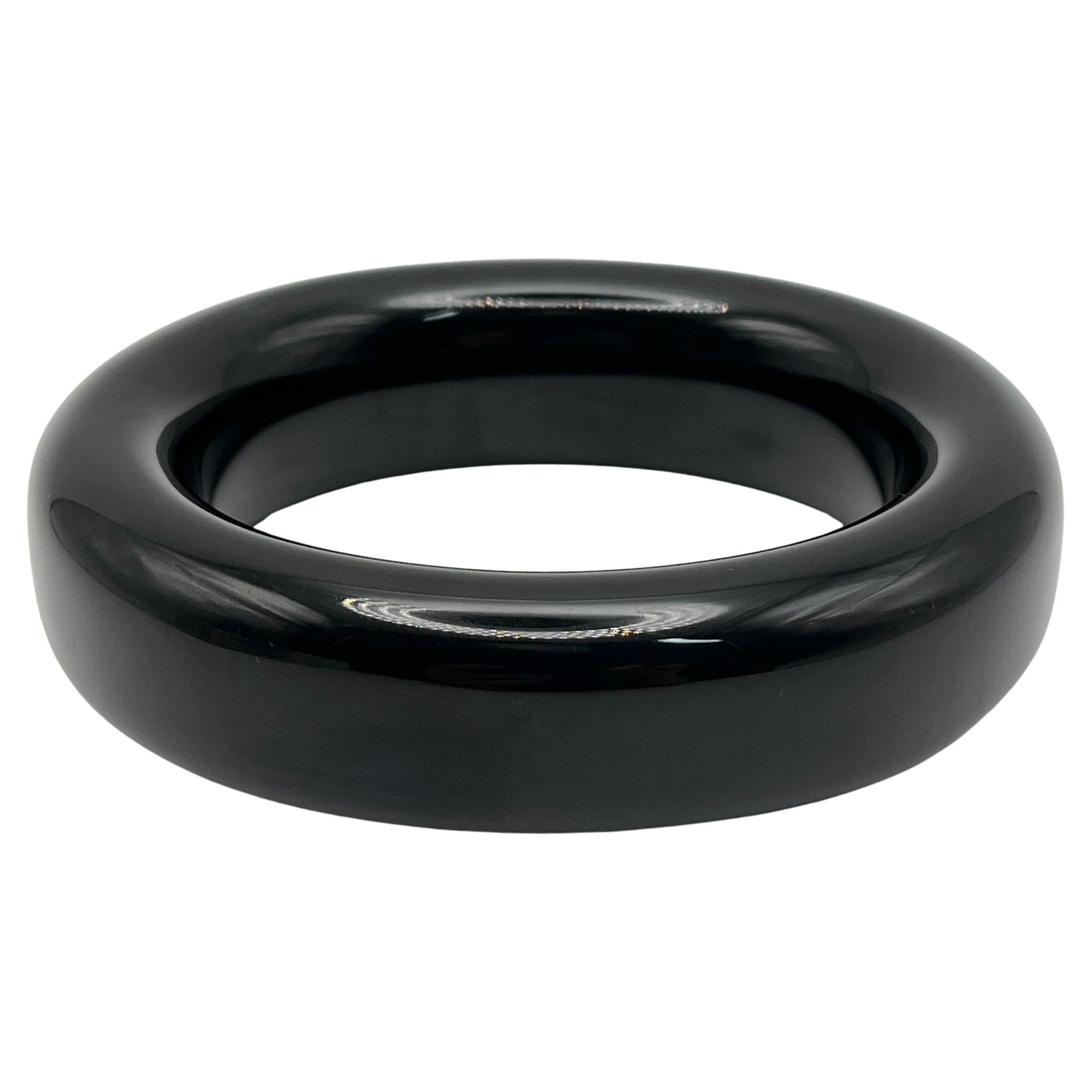 Tiffany
Co. Elsa Peretti Ciambella Bangle in lacca nera