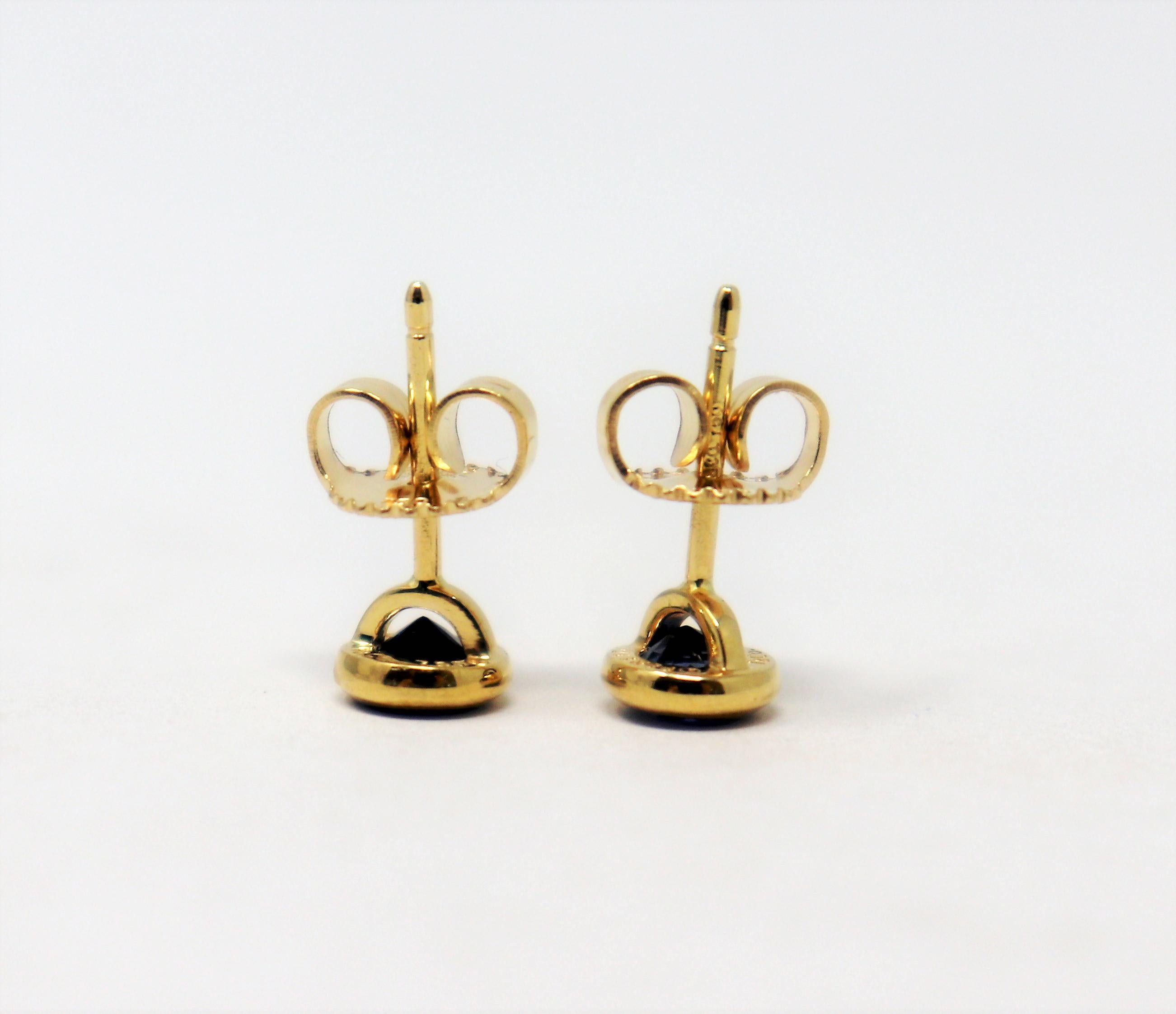 Round Cut Tiffany & Co Elsa Peretti Color by the Yard Sapphire 18 Karat Gold Stud Earrings