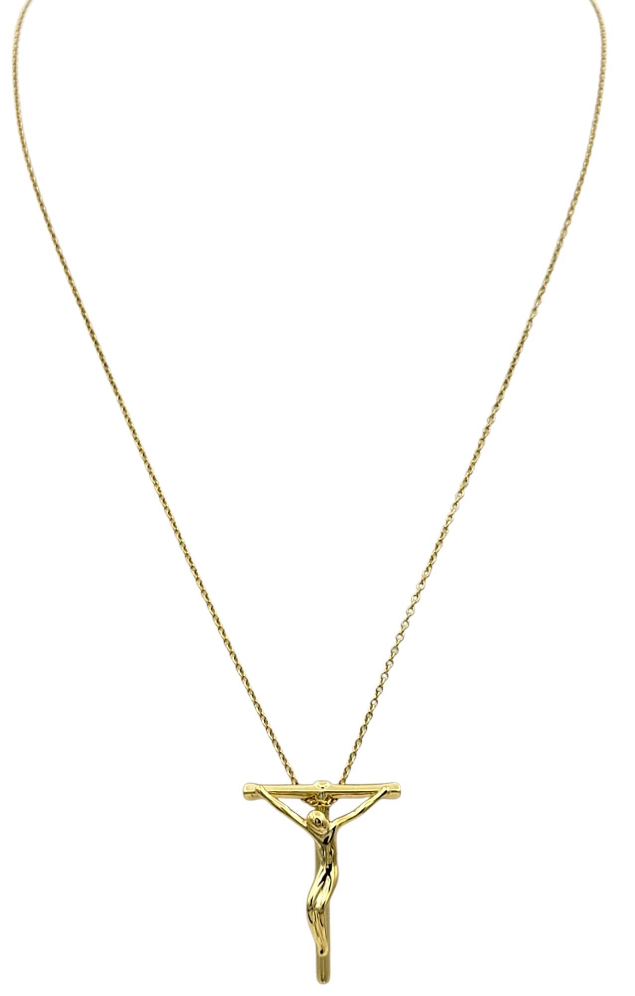Women's or Men's Tiffany & Co. Elsa Peretti Crucifix Pendant Necklace in 18 Karat Yellow Gold For Sale