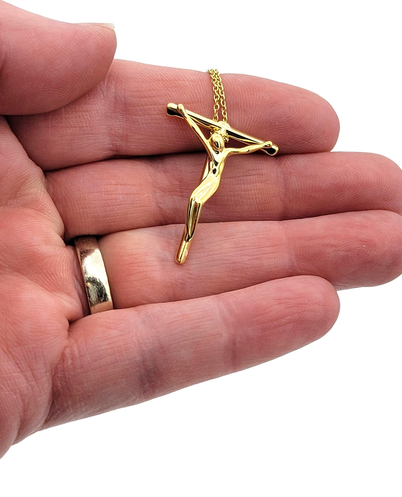 Tiffany & Co. Elsa Peretti Crucifix Pendant Necklace in 18 Karat Yellow Gold For Sale 4