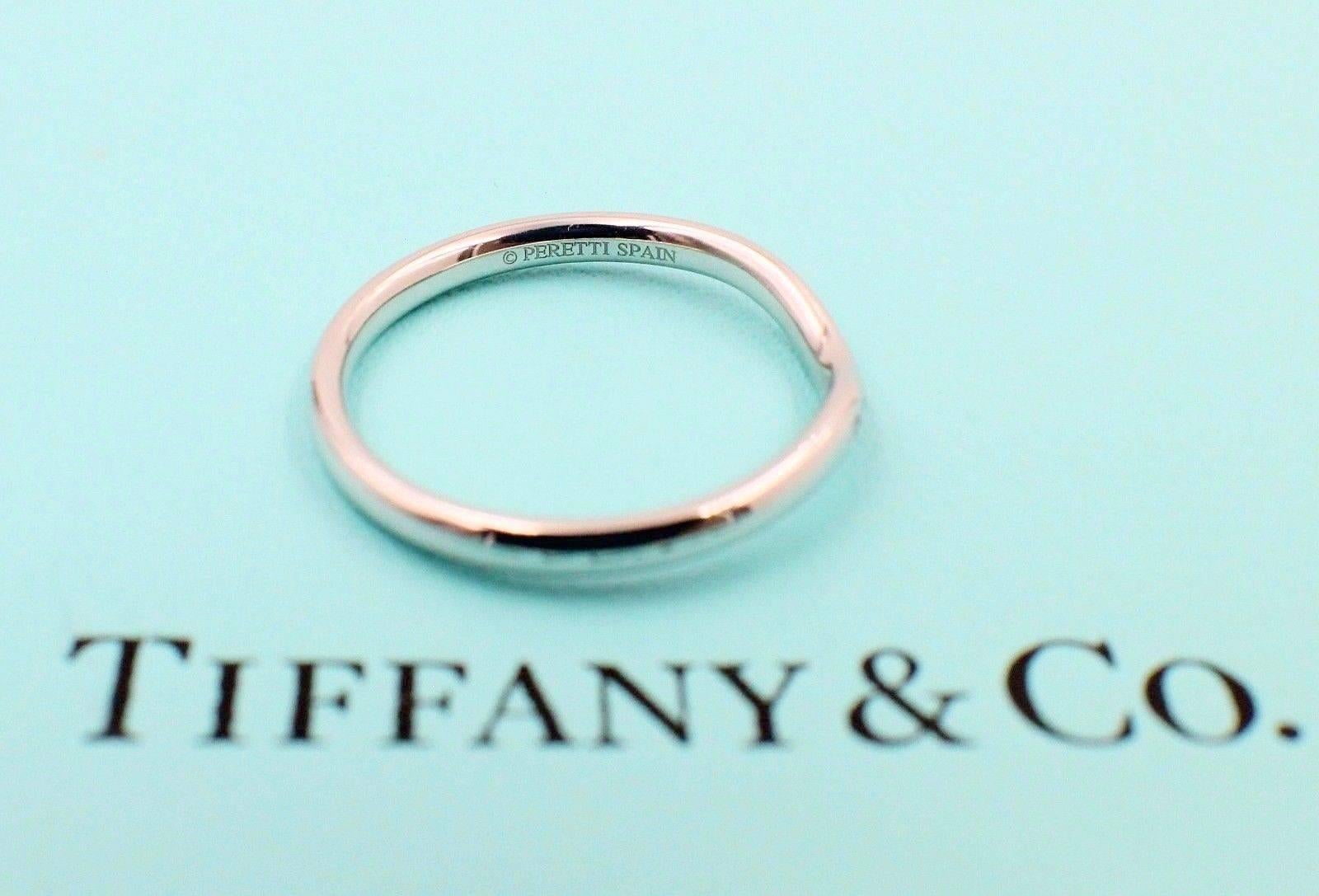 Women's Tiffany & Co. Elsa Peretti Curved Diamond Wedding Band Ring in Platinum