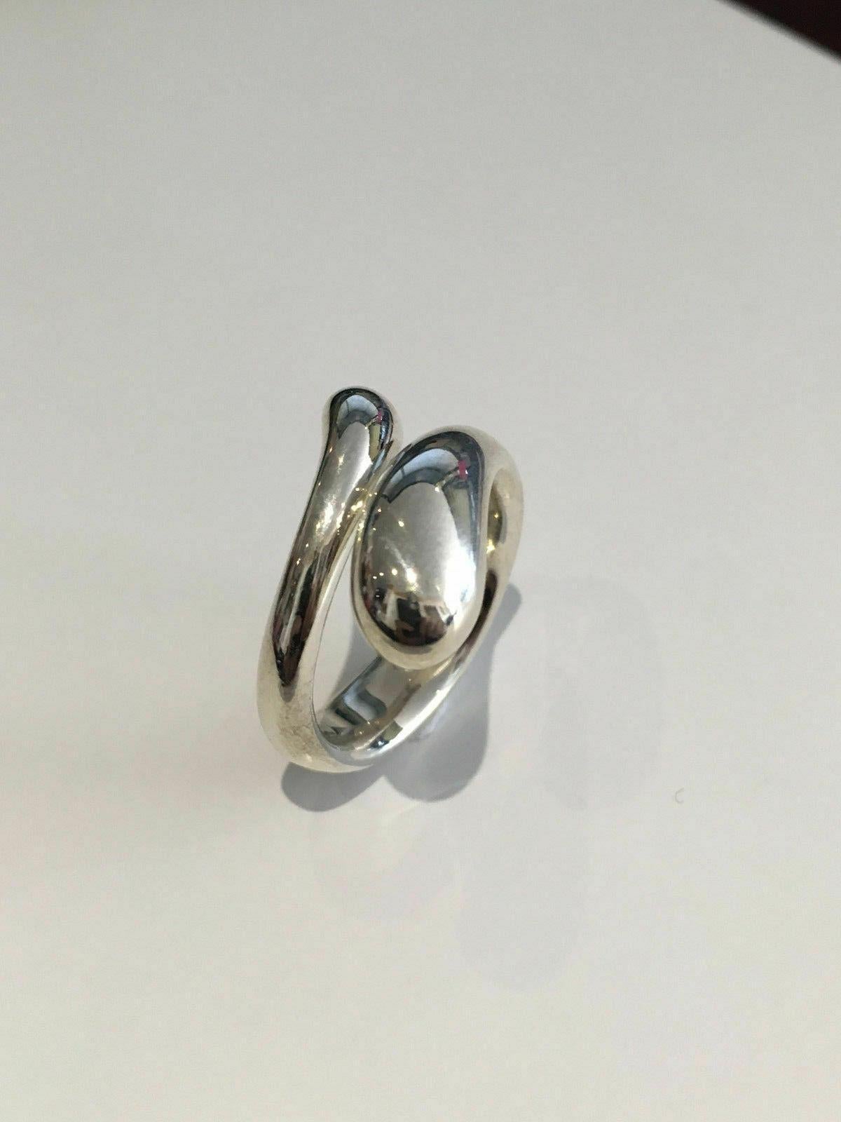 Tiffany & Co. Anello in argento con design Elsa Peretti in vendita 2