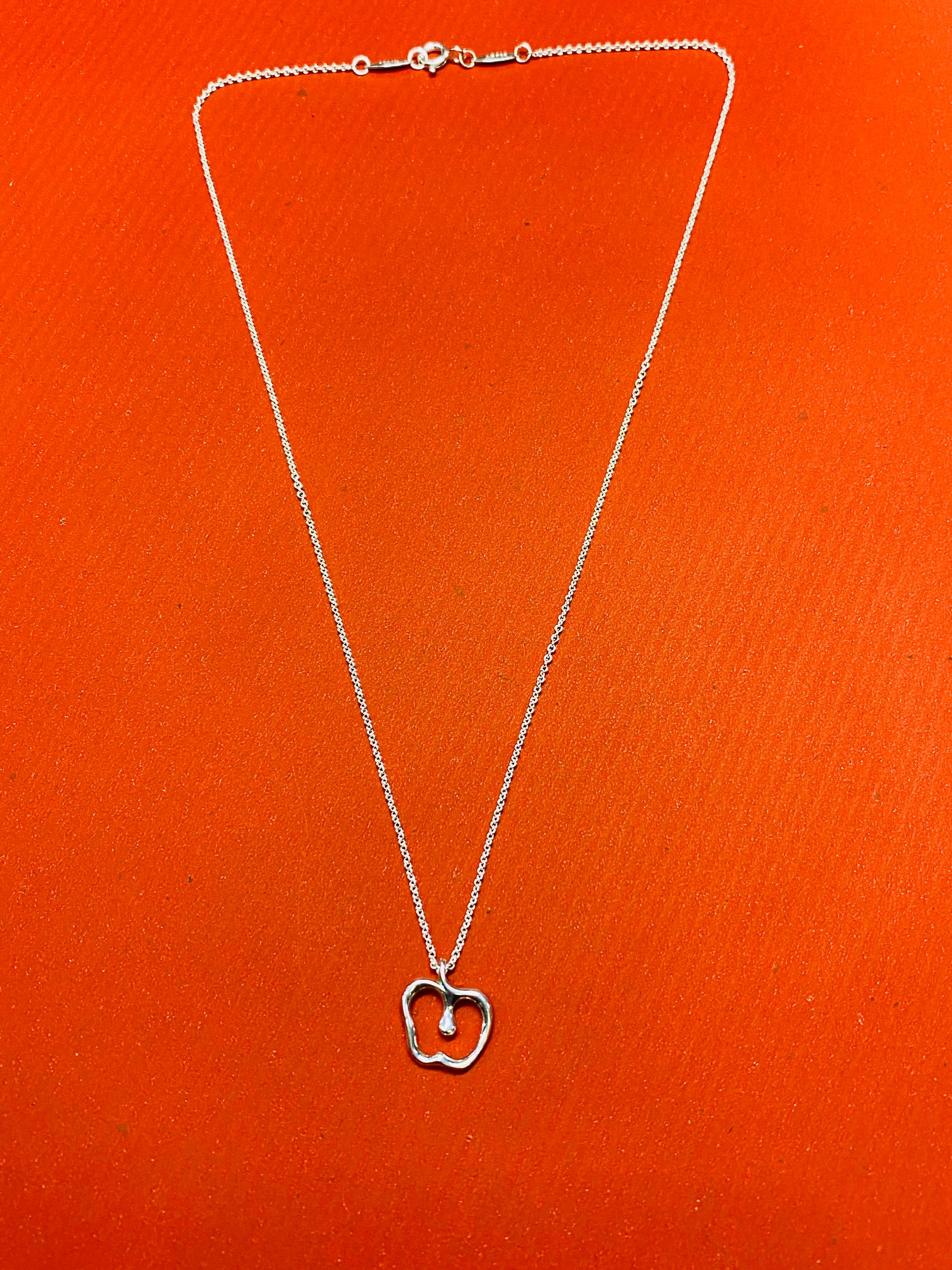 Tiffany & Co. Elsa Peretti Sterling Silver Apple Pendant Necklace In Good Condition For Sale In DALLAS, TX