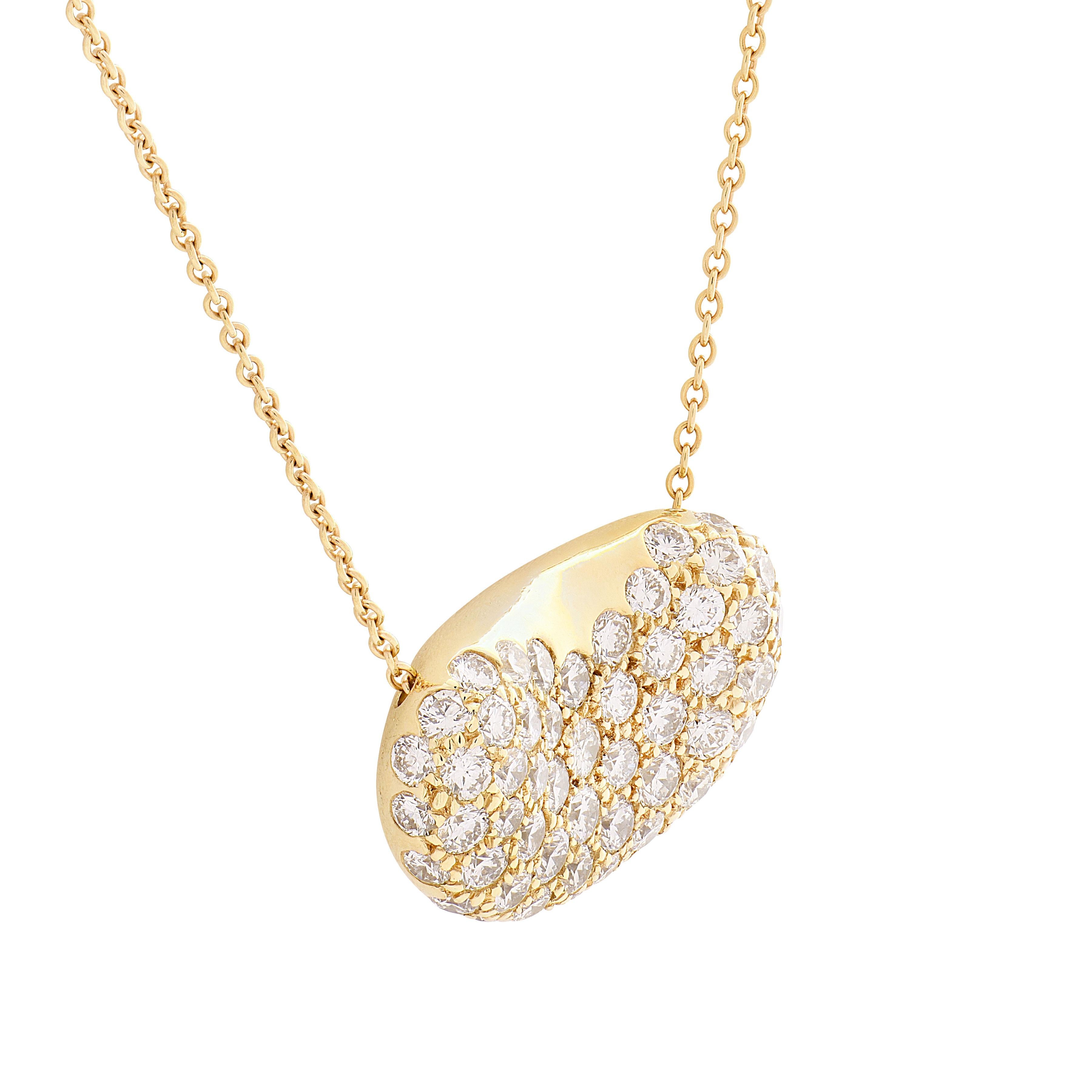 Donna Tiffany & Co. Collana con ciondolo a forma di fagiolo con diamanti di Elsa Peretti in vendita