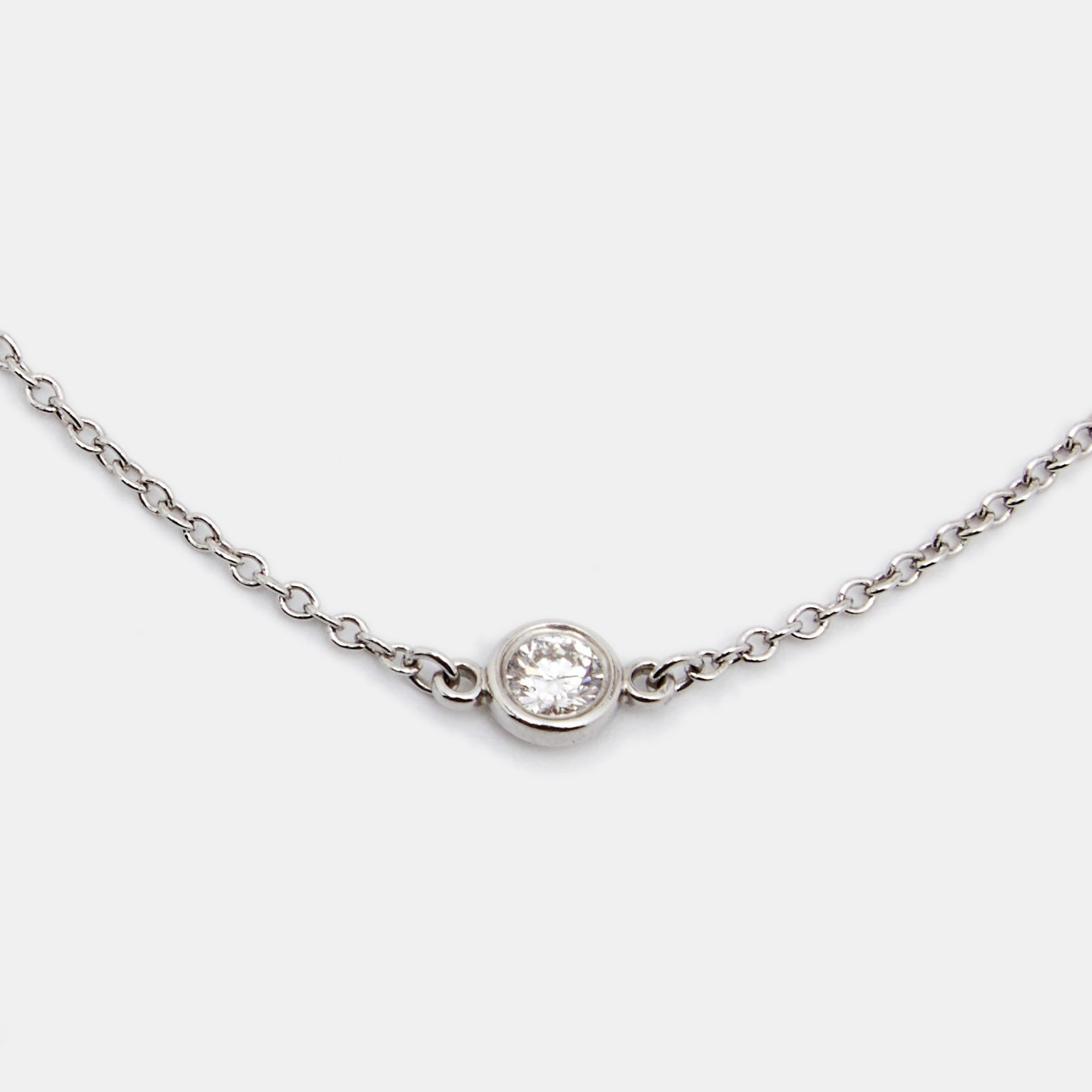 With its minimal appeal, the Tiffany & Co. bracelet will shine on your wrist. It comes from their Diamond By The Yard collection by Elsa Peretti. The creation has been sculpted using precious platinum and accentuated by a single diamond in the