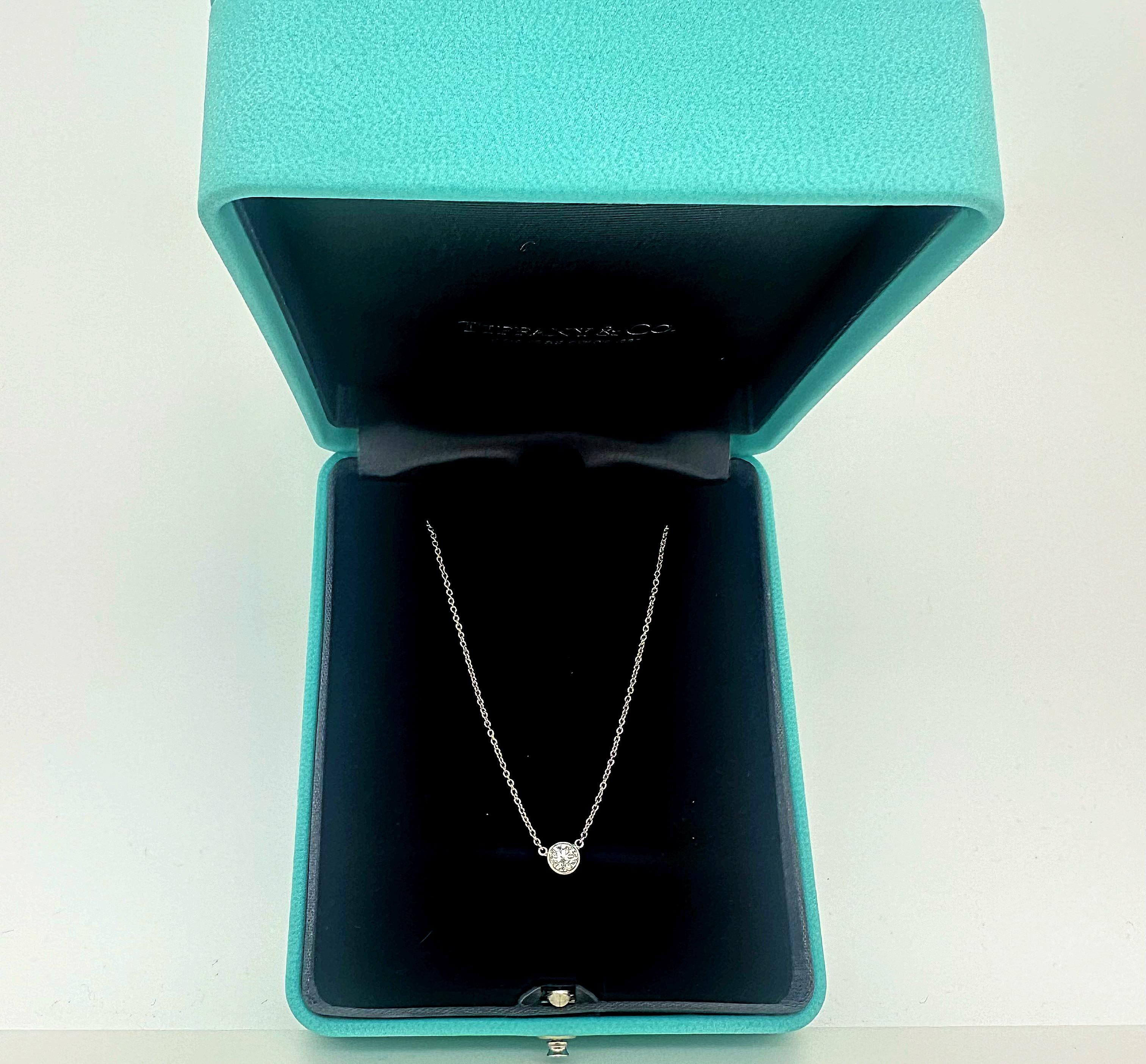 Tiffany & Co. Elsa Peretti Diamonds by the Yard Pendentif en platine avec diamants 0,37 carat en vente 8