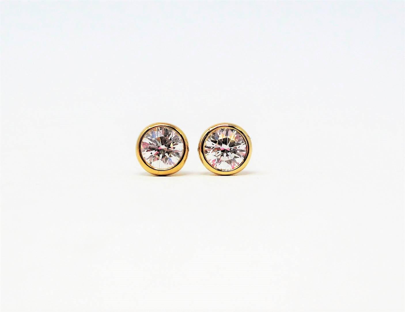 Tiffany & Co. Elsa Peretti Diamonds by the Yard 18 Karat Gold Stud Earrings 2