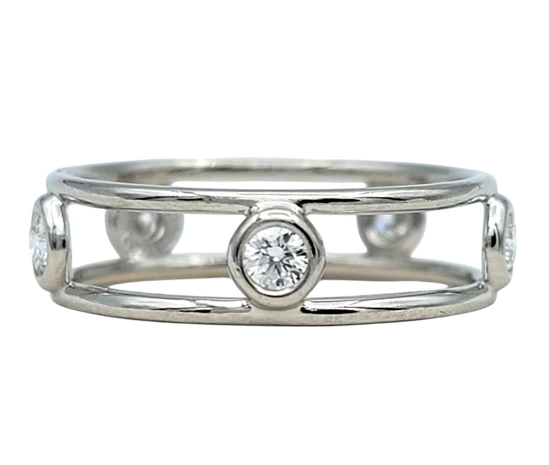 Tiffany & Co. Elsa Peretti Diamonds by the Yard Negative Space Band Ring In Good Condition For Sale In Scottsdale, AZ