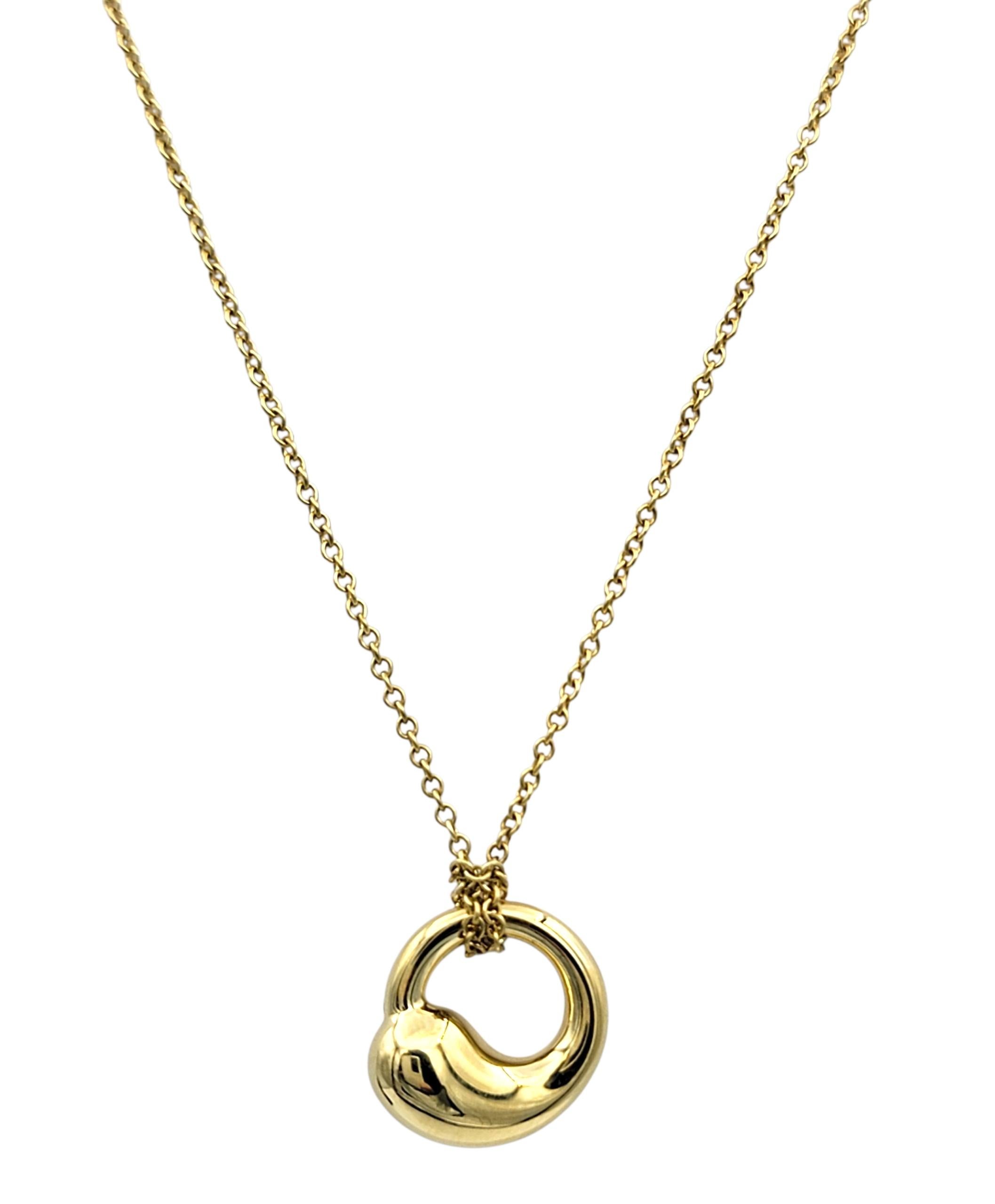 Contemporary Tiffany & Co. Elsa Peretti Eternal Circle Pendant Necklace 18 Karat Yellow Gold For Sale