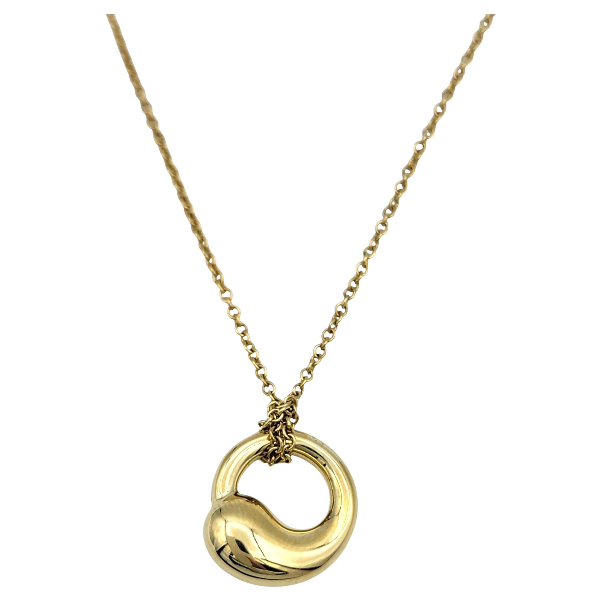 Tiffany & Co. Elsa Peretti Eternal Circle Pendant Necklace 18 Karat Yellow Gold For Sale