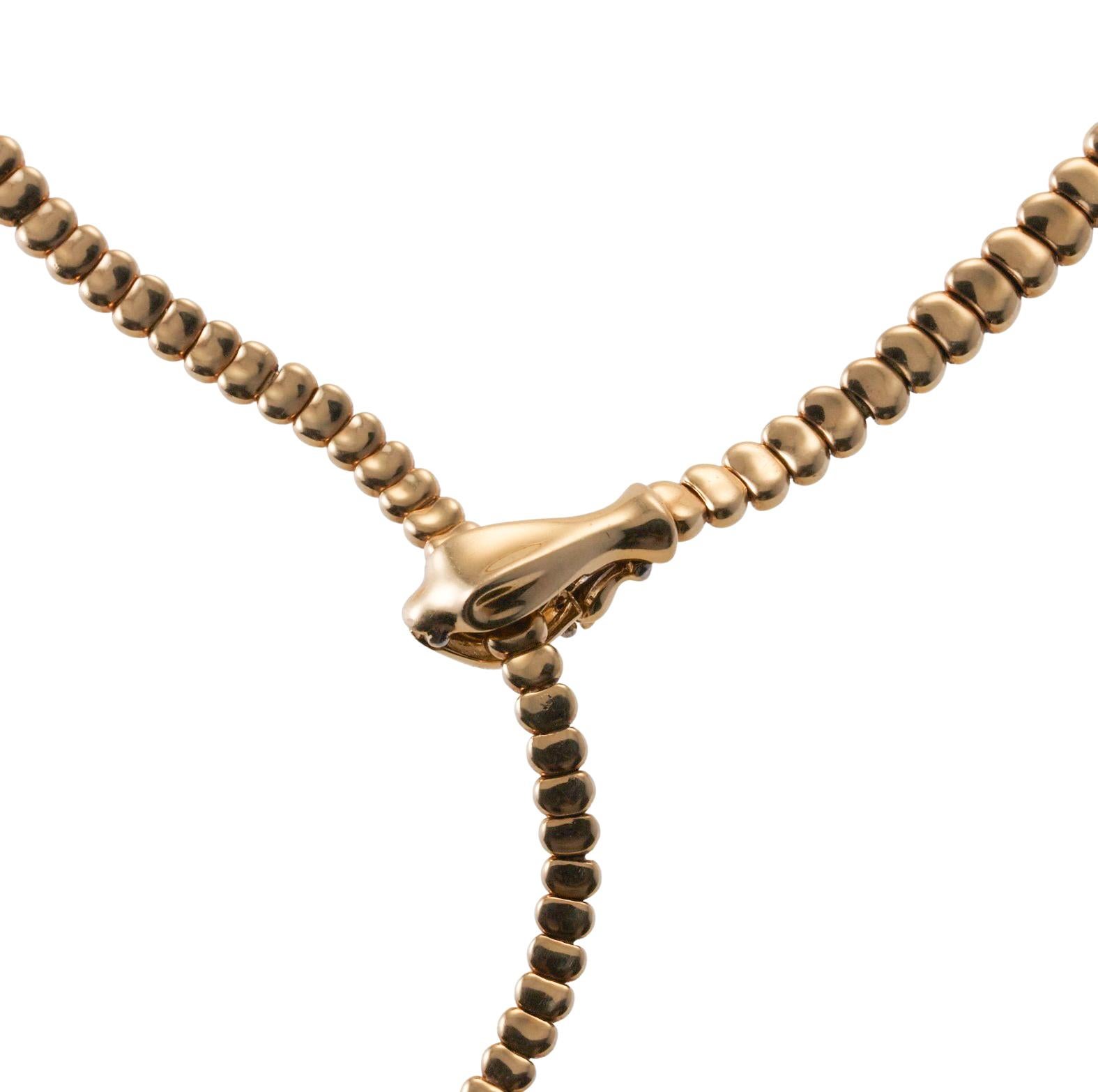 Unmistakable design by Elsa Peretti Snake collection for Tiffany & Co, in 18K yellow gold. Necklace measures 20