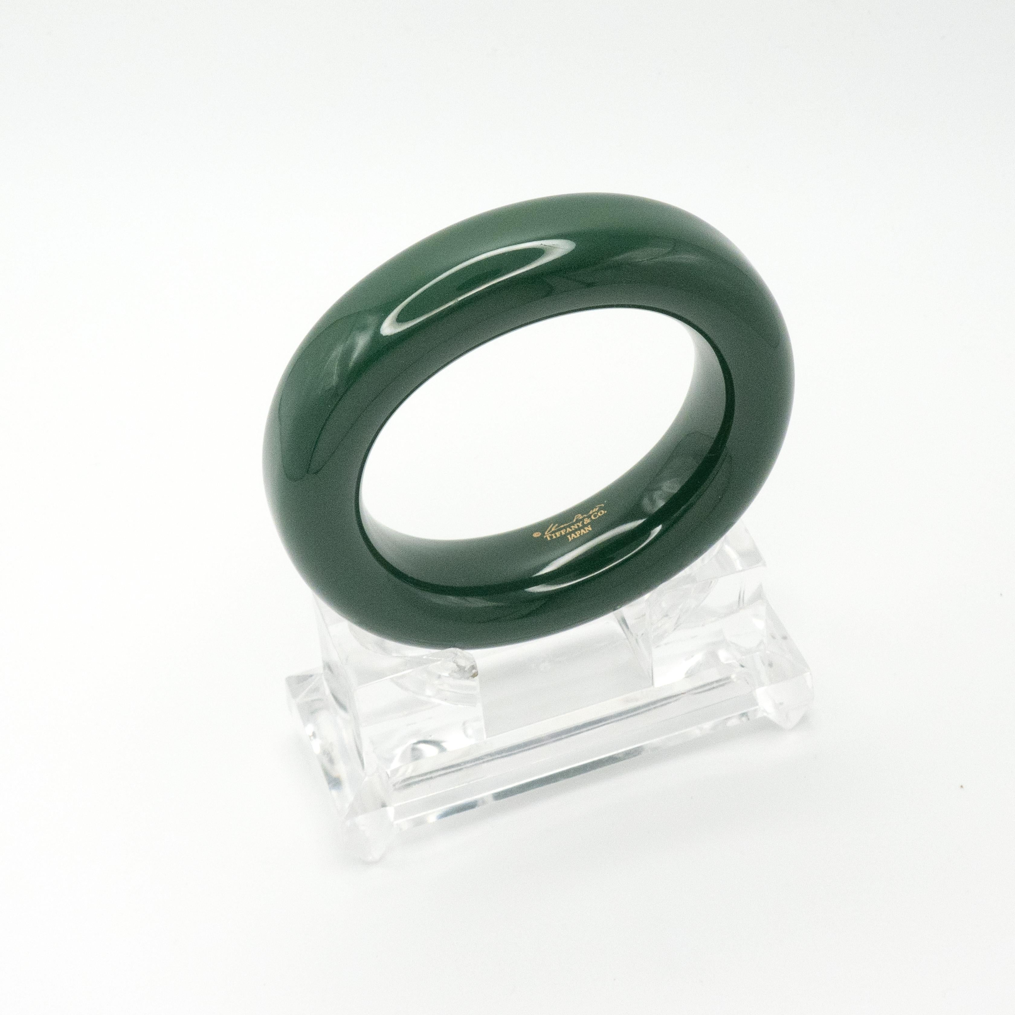 Tiffany & Co. Elsa Peretti Grüner Lack Donut-Armreif im Angebot 4