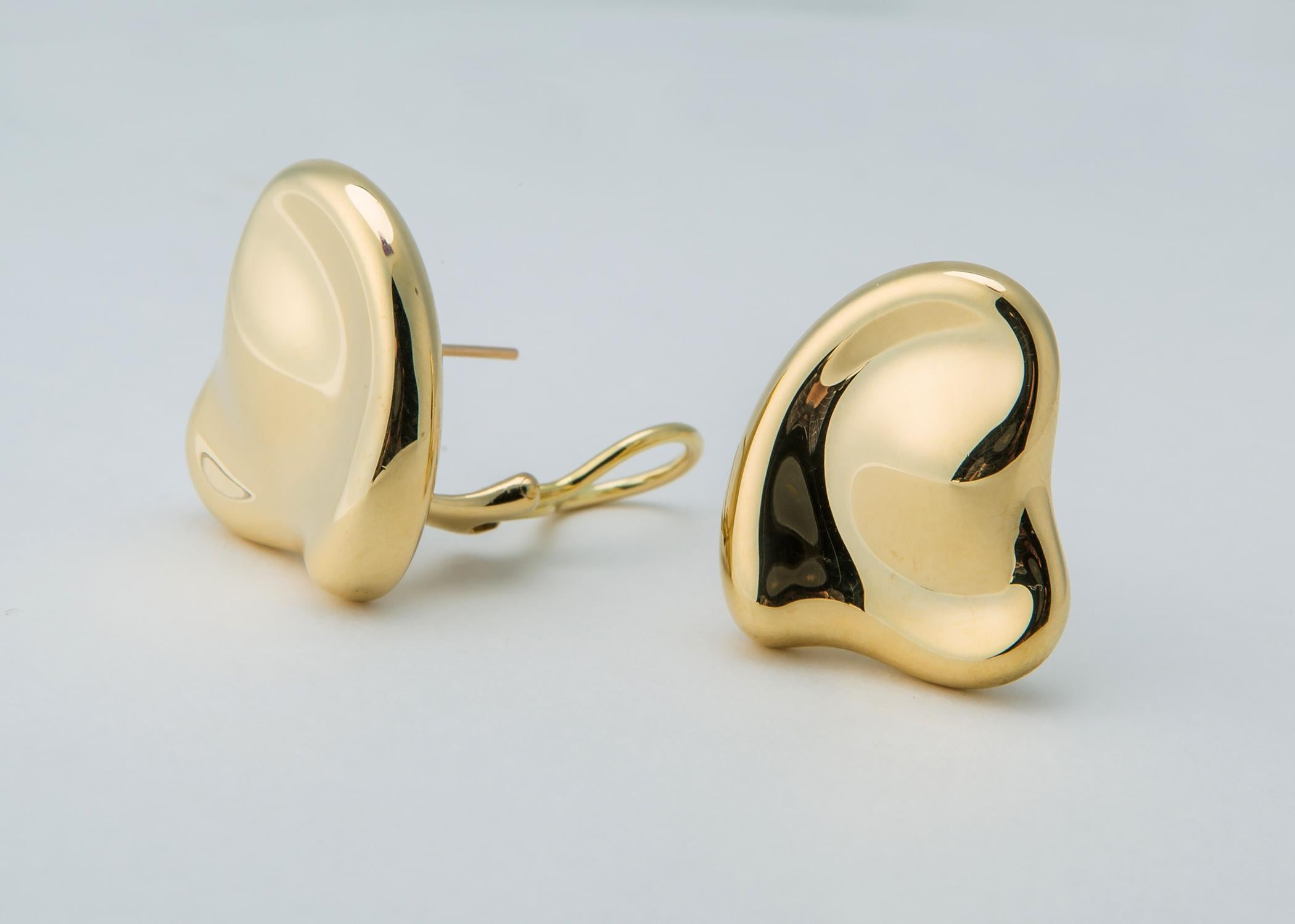 Tiffany & Co. Elsa Peretti Heart Motif Earrings In Excellent Condition In Atlanta, GA