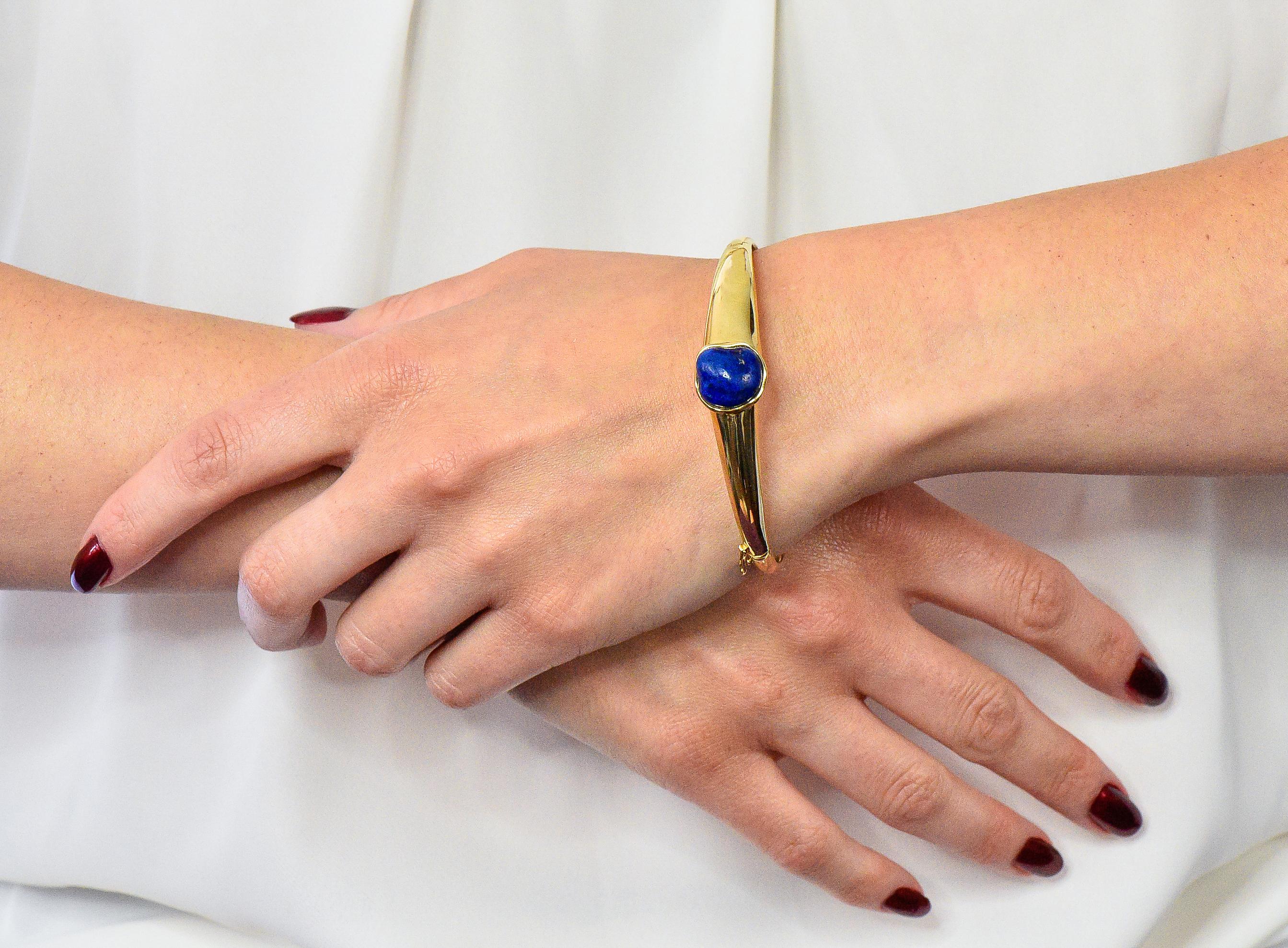 Tiffany & Co. Elsa Peretti Lapis Lazuli 18 Karat Gold Bangle Bracelet 6