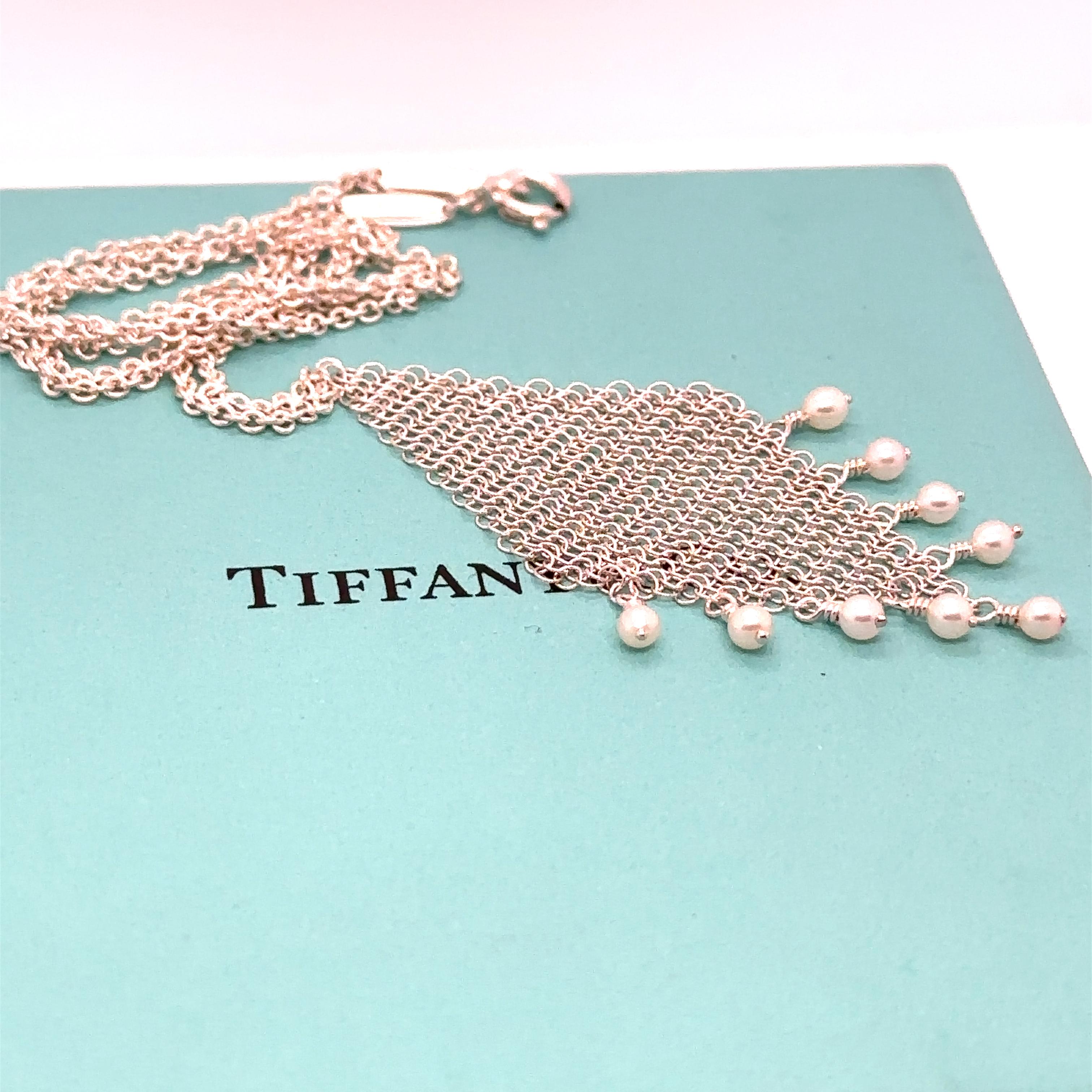 Tiffany & Co Elsa Peretti Mesh Fringe Pendant In Excellent Condition In SYDNEY, NSW
