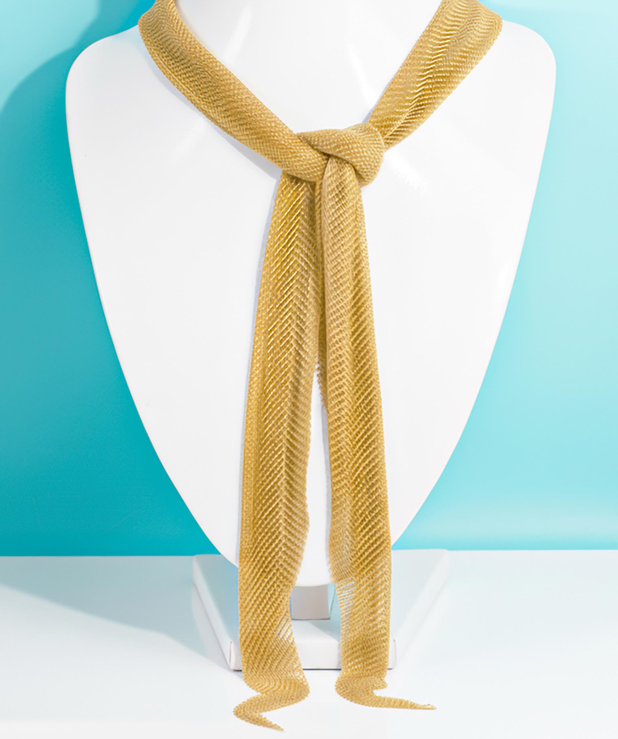 Tiffany & Co. Elsa Peretti Mesh Scarf Necklace in 18K Yellow Gold
18k yellow gold
Size LARGE 
42