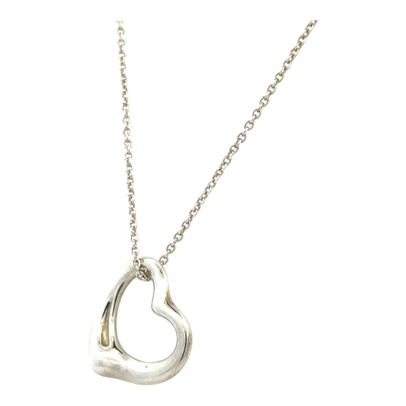 Moderne Tiffany & Co. Elsa Peretti, collier pendentif cœur flottant ouvert en argent sterling