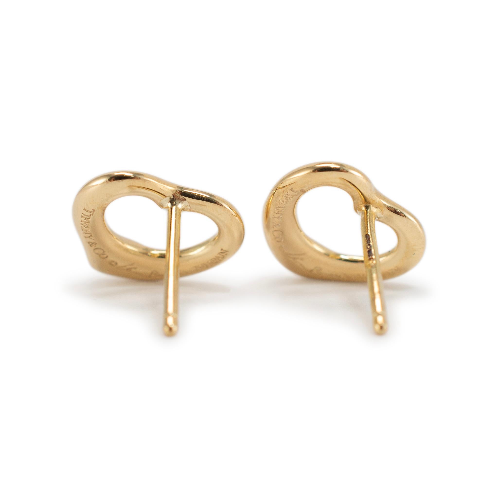 Marchio: Tiffany & Co.

Genere: Donna

Tipo di metallo: Oro giallo 18 carati

Lunghezza:  0,25 pollici

Larghezza: 11.00 mm

Peso: 2.77 grammi

Un paio di scarpe da donna TIFFANY & CO. Orecchini a perno in oro giallo 18 carati con chiusura a
