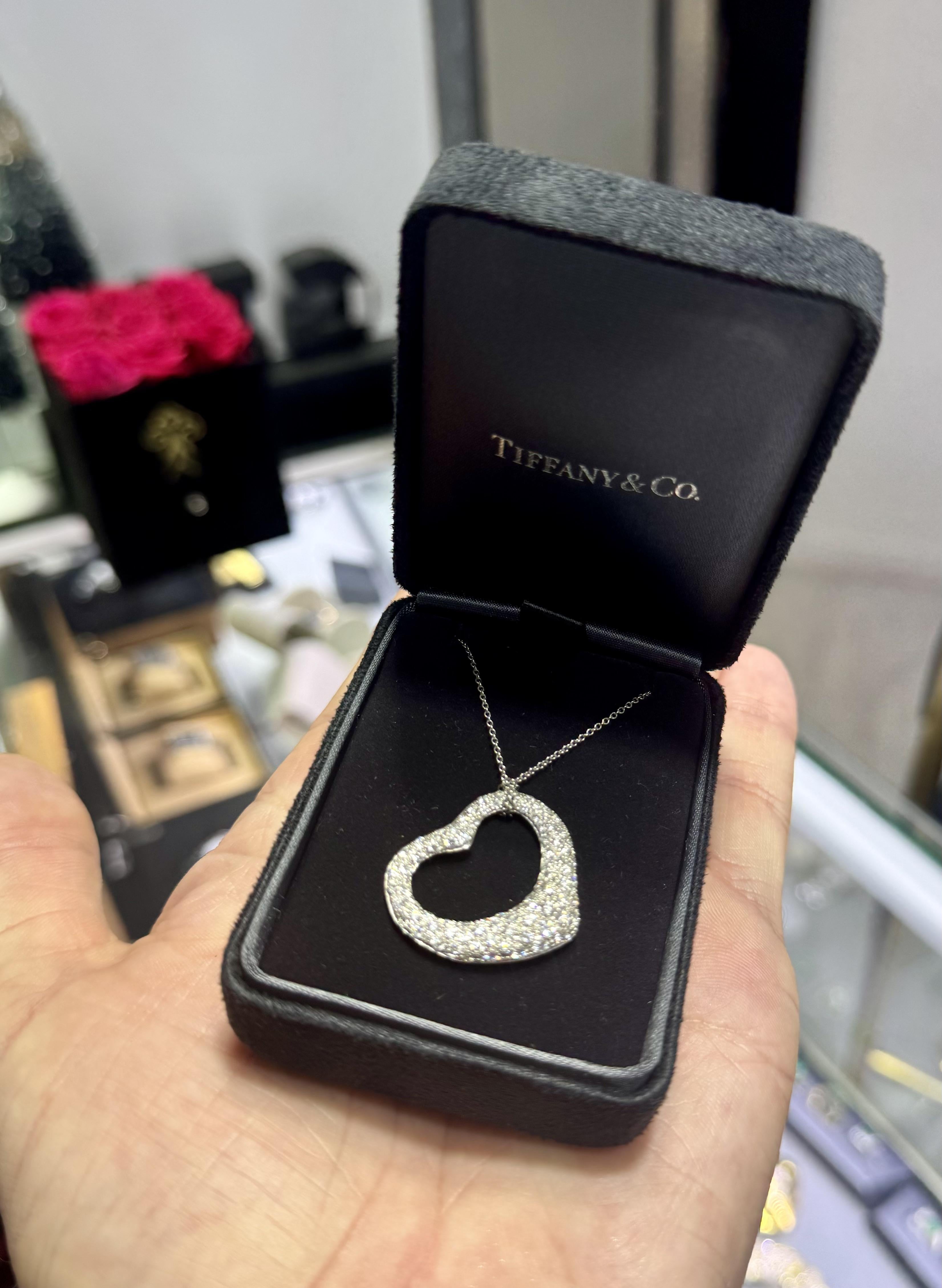 da uomo o donna Tiffany & Co. Ciondolo Elsa Peretti a cuore aperto di grandi dimensioni in platino in vendita
