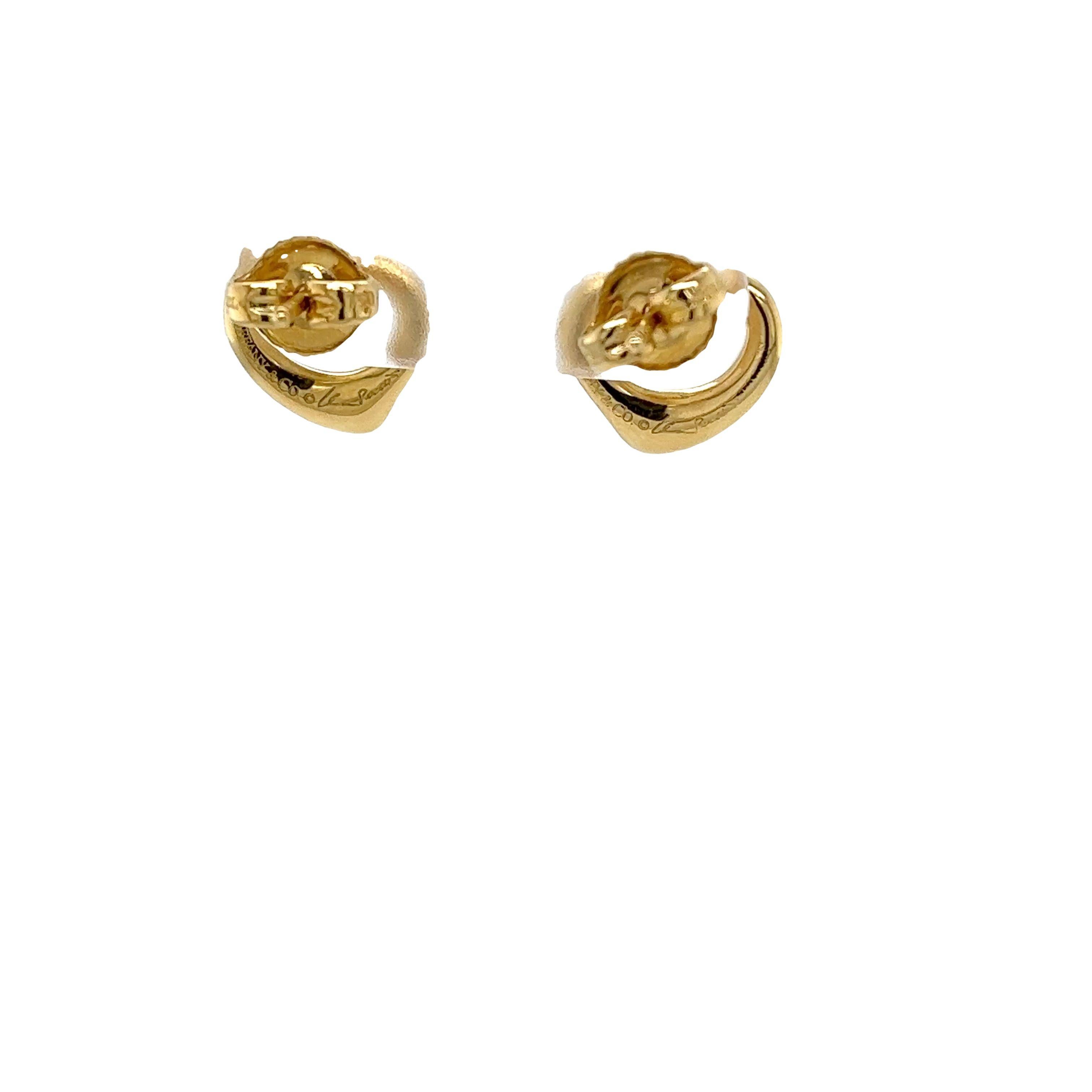 Tiffany & Co. Elsa Peretti open heart stud earrings set in 18ct Yellow Gold In Excellent Condition For Sale In London, GB
