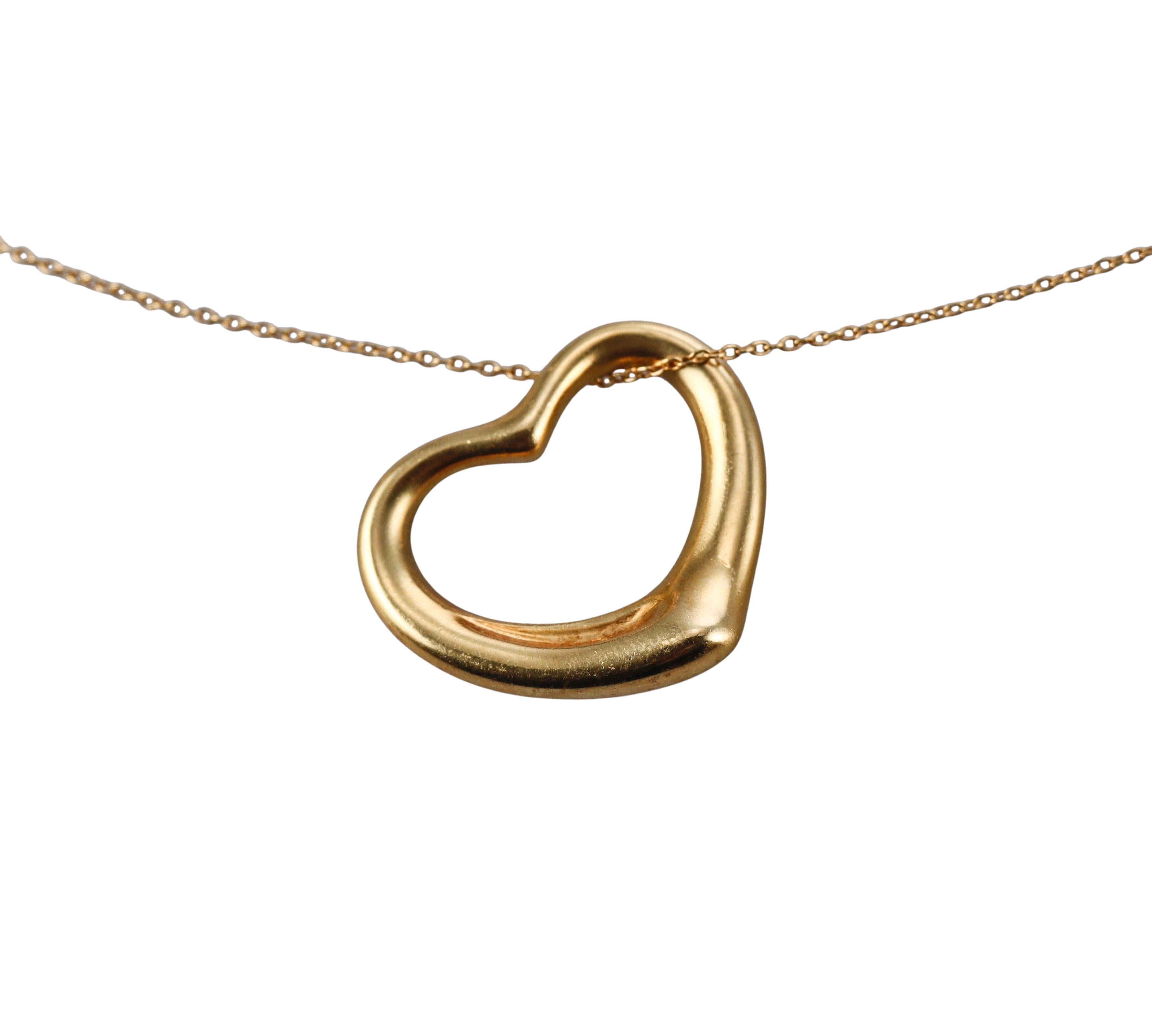 Tiffany & Co Elsa Peretti Open Heart Yellow Gold Pendant Necklace In Excellent Condition For Sale In New York, NY