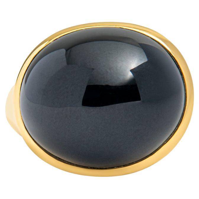 Tiffany & Co. Elsa Peretti Oval Cut Onyx Cabochon 18 Karat Yellow Gold Ring For Sale