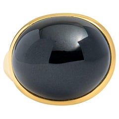 Tiffany & Co. Anello in oro giallo 18 carati con cabochon di onice taglio ovale di Elsa Peretti
