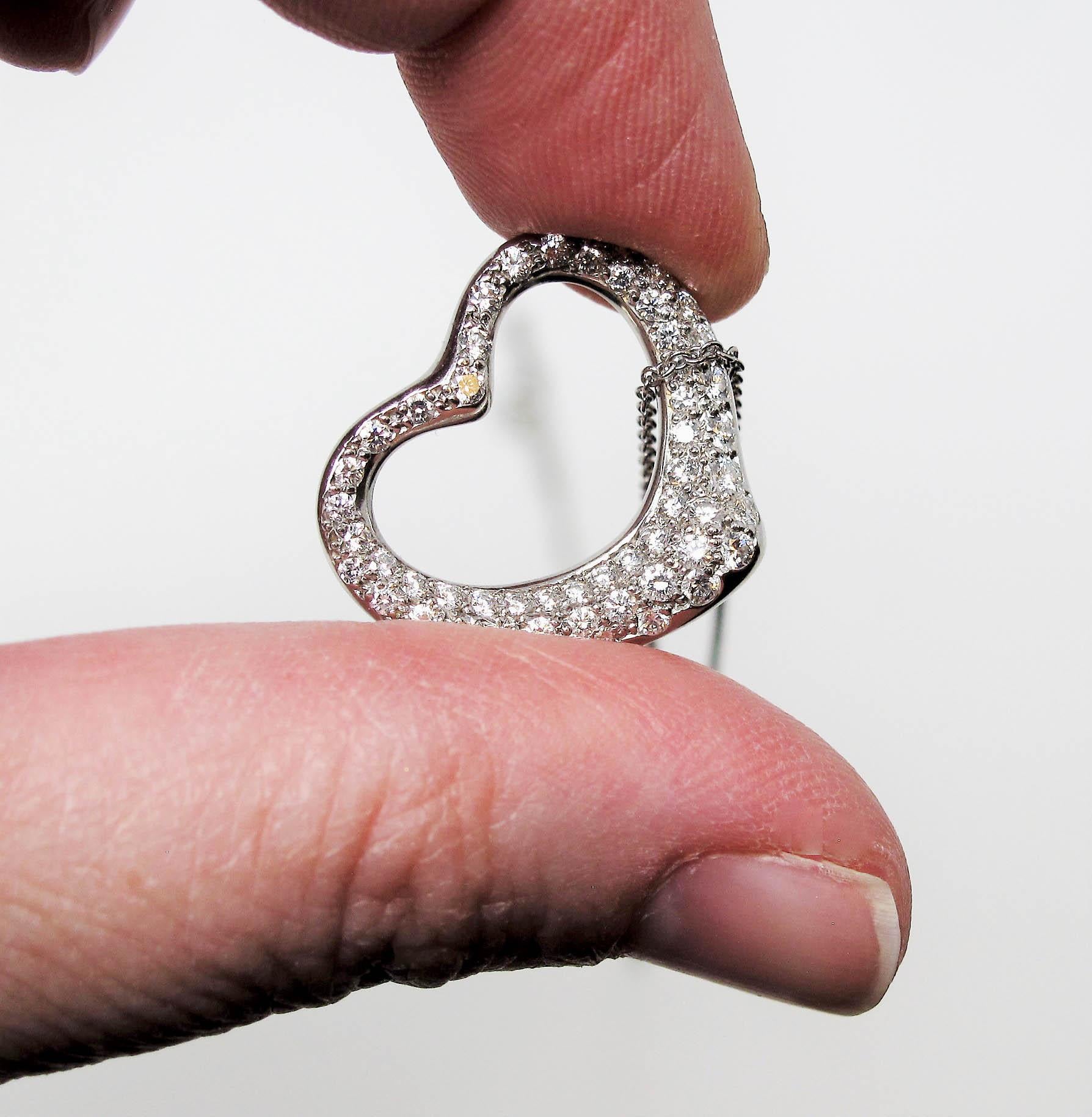Tiffany & Co. Elsa Peretti, collier à cœur ouvert en platine avec diamants pavés en vente 2