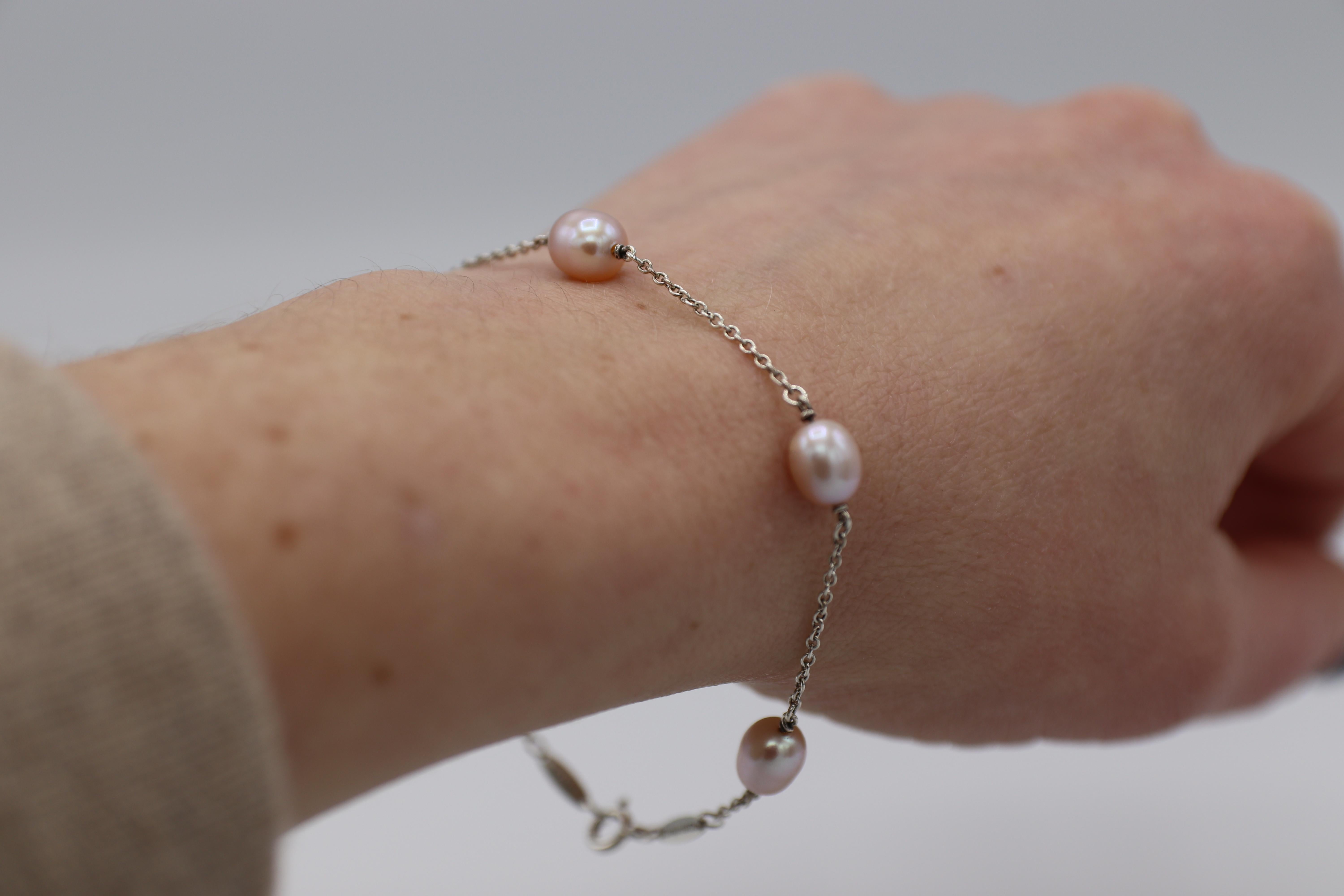 Tiffany & Co. Elsa Peretti Pearls by the Yard Freshwater Cultured Pearl Bracelet In Excellent Condition In  Baltimore, MD