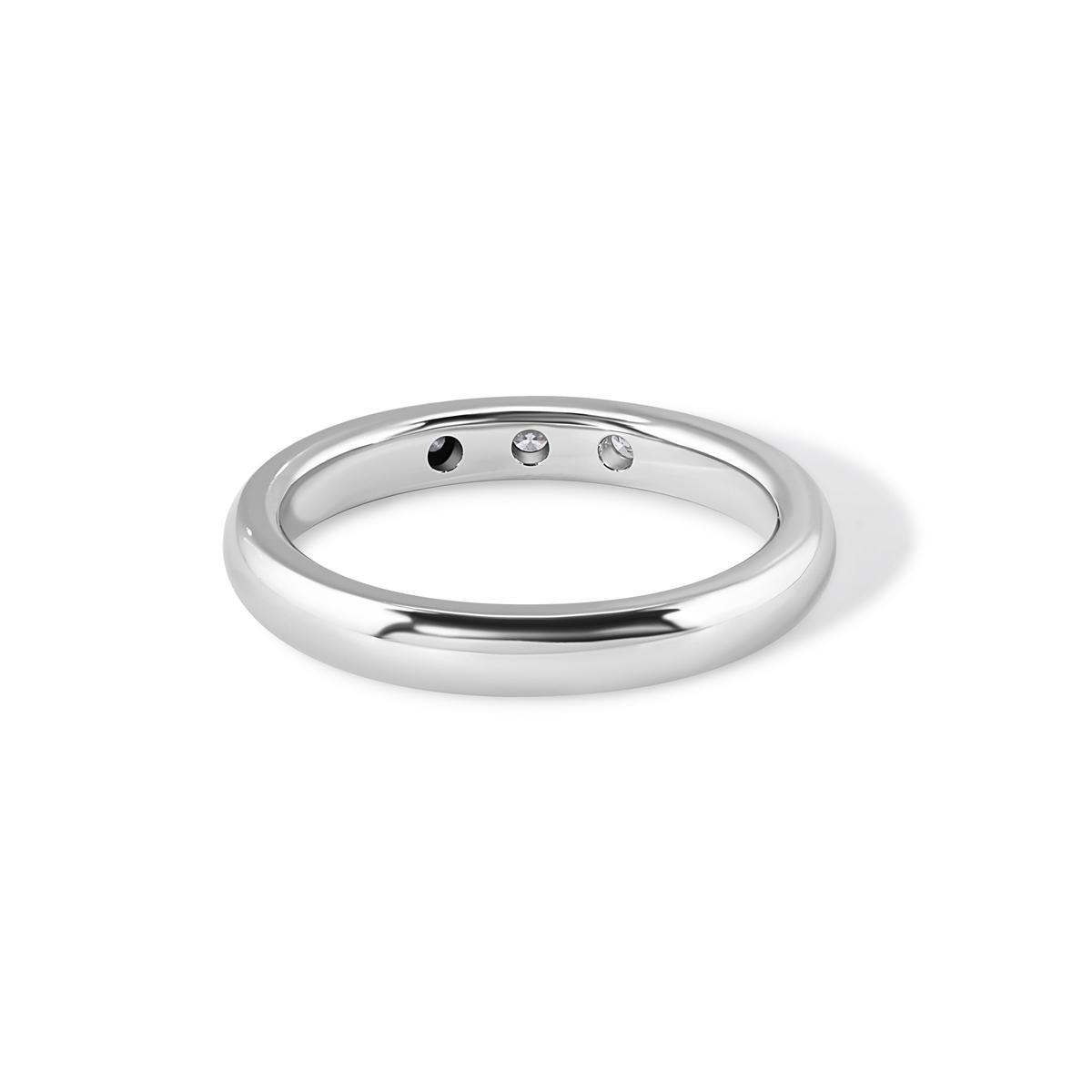 TIFFANY & Co. Elsa Peretti Platinum .06ct Diamond Stacking Band Ring 4.5 In Excellent Condition For Sale In Los Angeles, CA