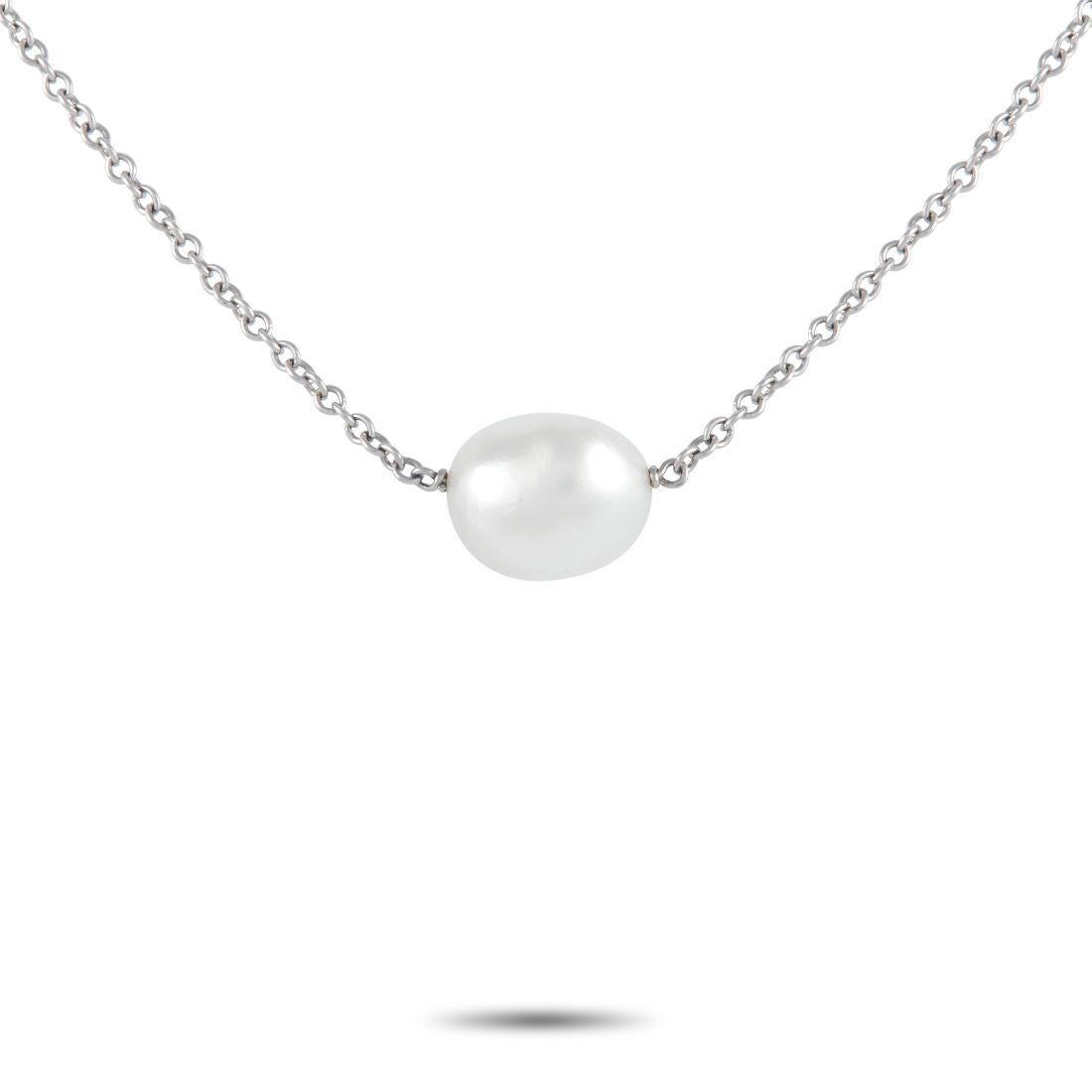 This stunning 36” long Elsa Peretti necklace from Tiffany & Co. is a statement-making accessory that will elevate any ensemble. Made from pure platinum, the dynamic chain is accented by South Sea Keshi Pearls and subtle diamond accents totaling 0.82